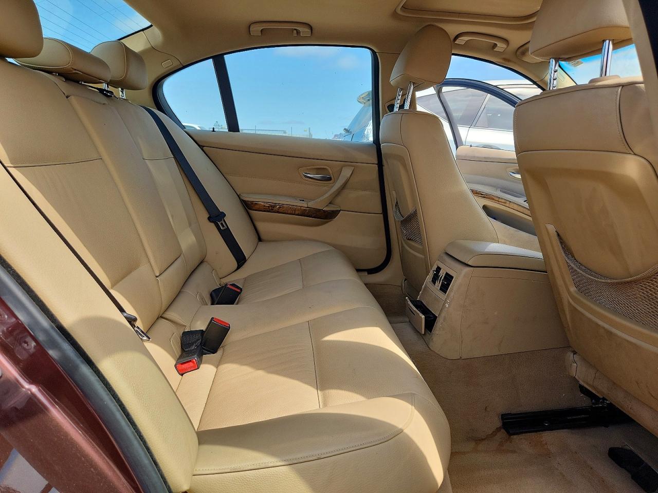 2006 Bmw 325 I Automatic Burgundy vin: WBAVB17596NK33231