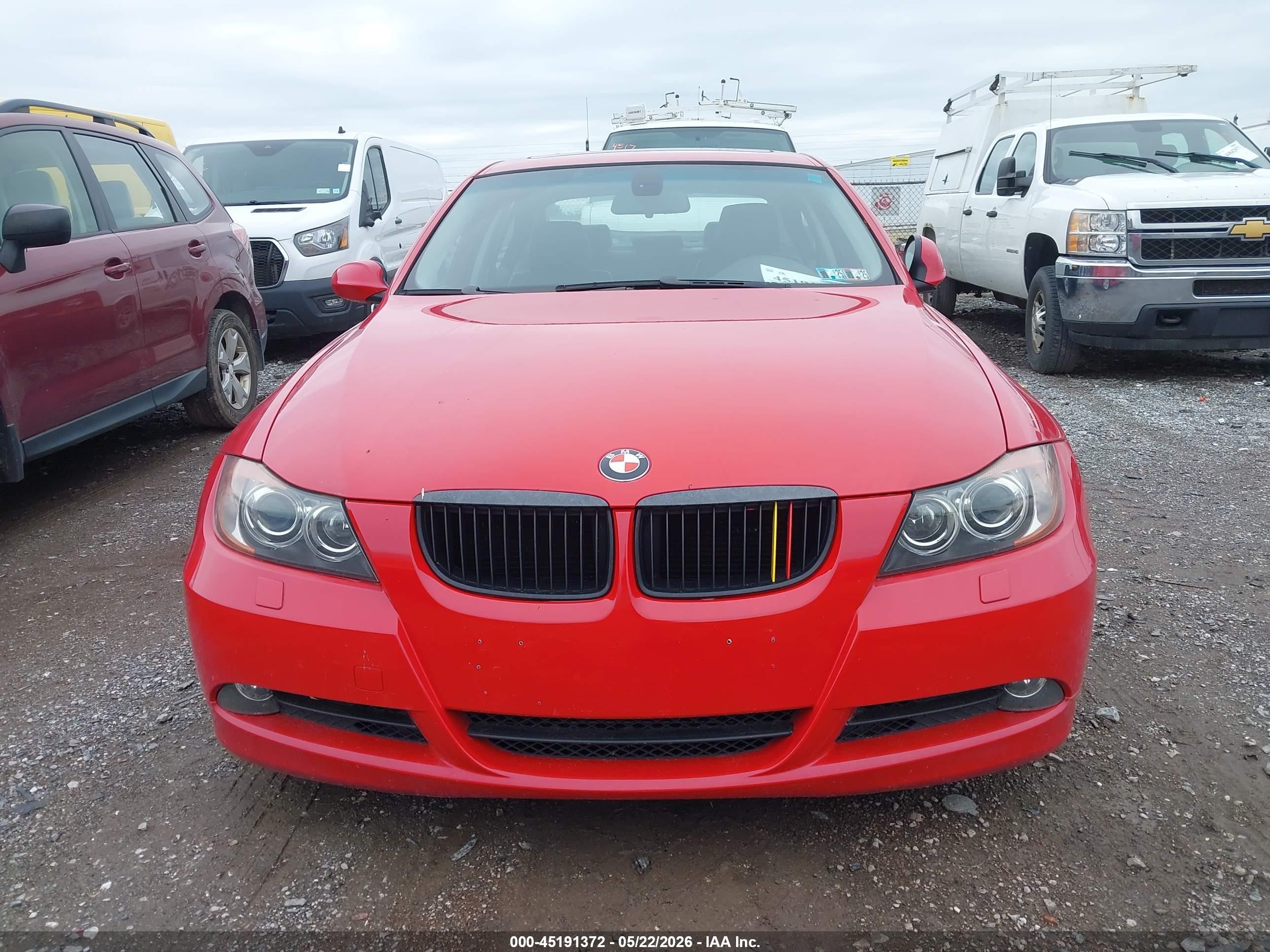 2006 Bmw 330i   Red vin: WBAVB33506KR80817