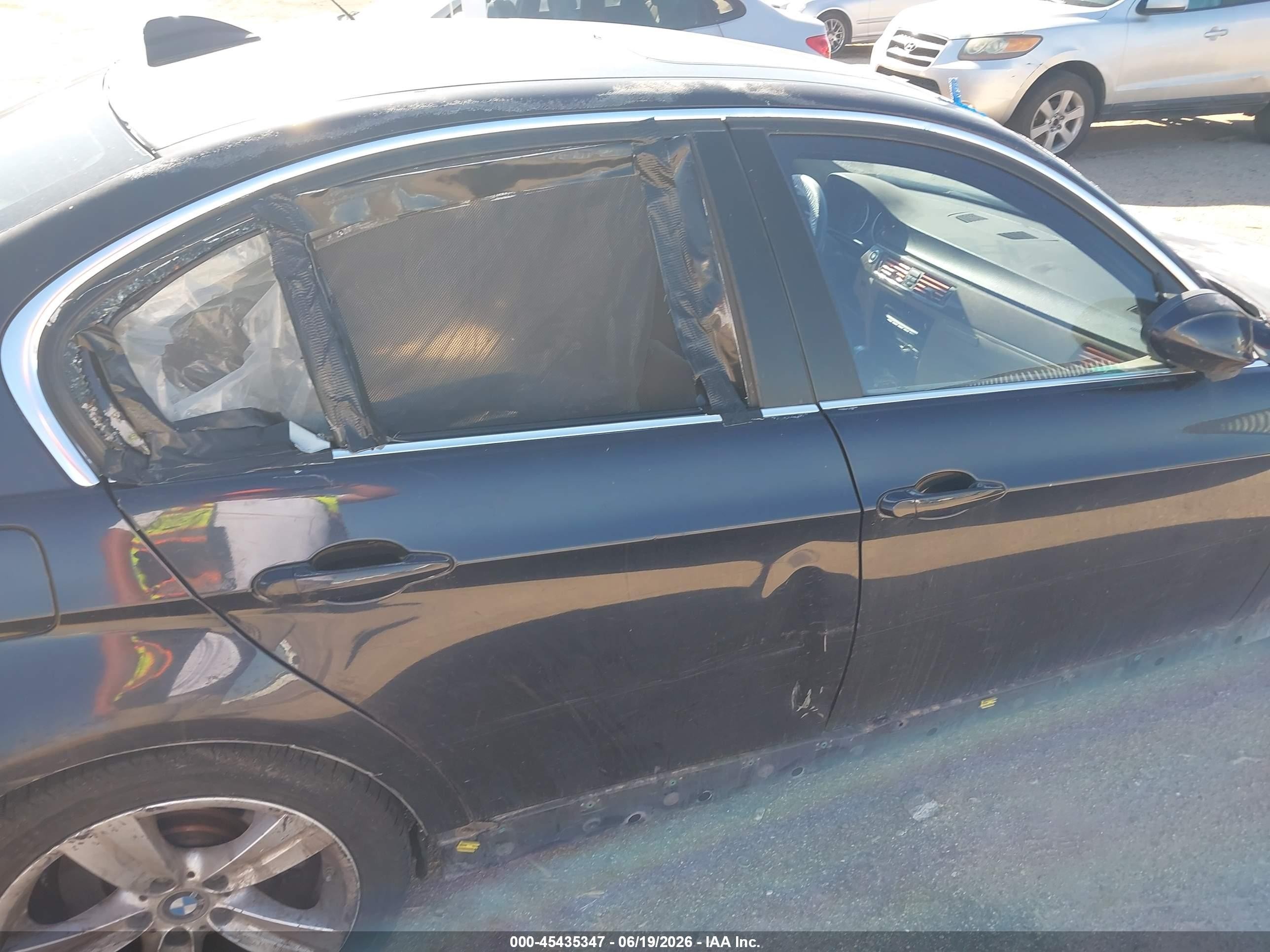 2006 Bmw 330i   Dark Blue vin: WBAVB33516KR76419