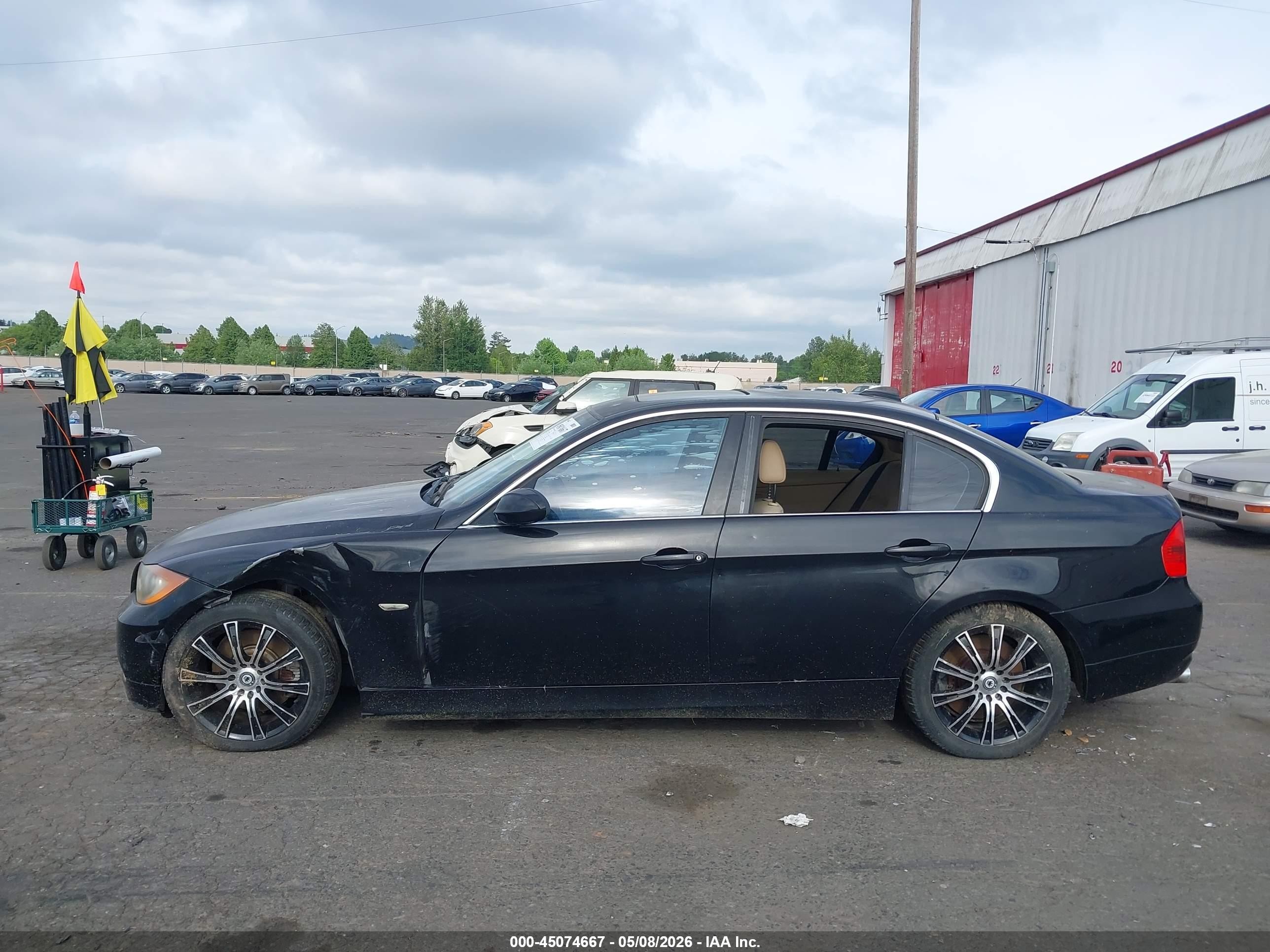 2006 Bmw 330i   Black vin: WBAVB33516KR80454