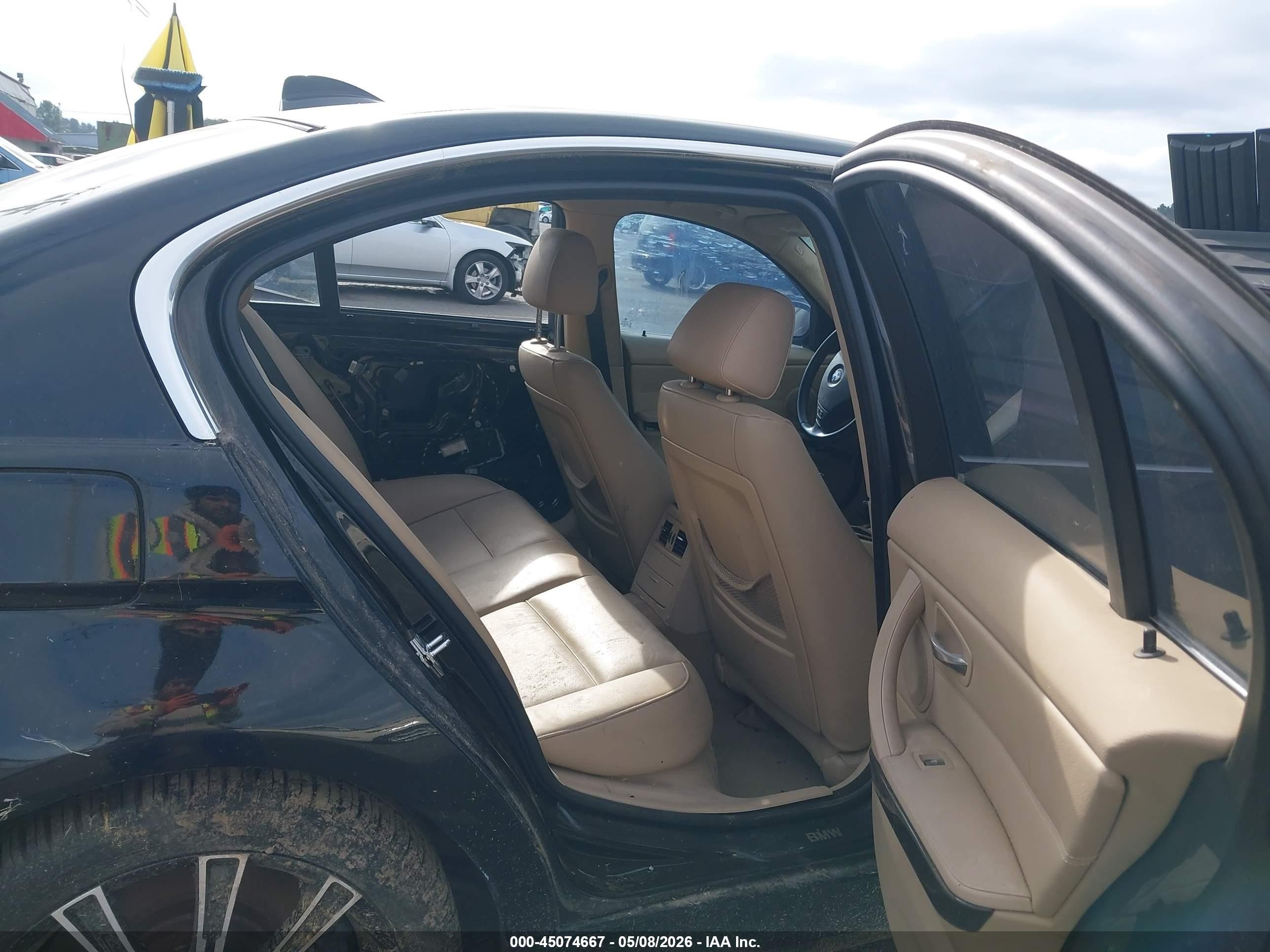 2006 Bmw 330i   Black vin: WBAVB33516KR80454