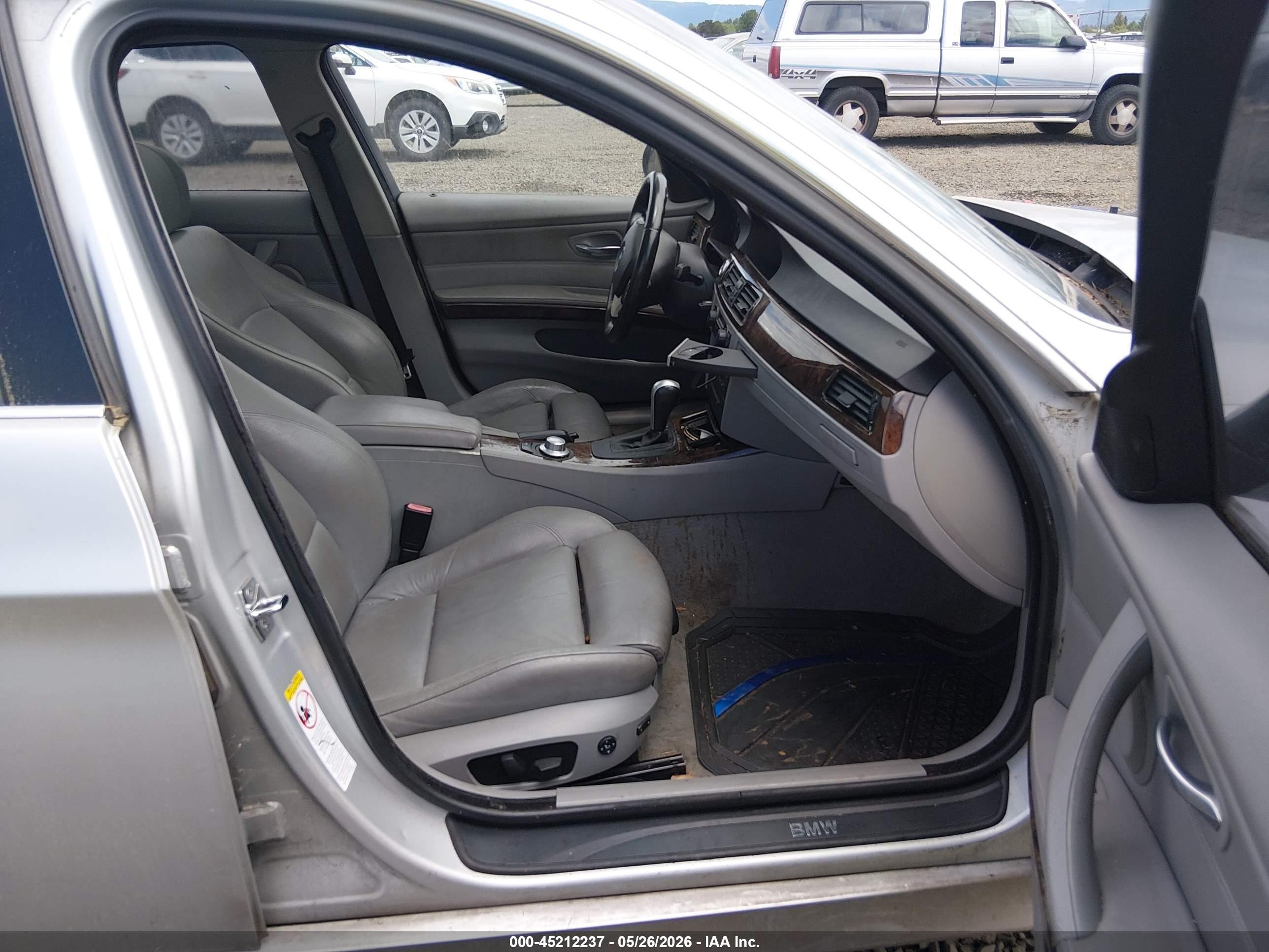 2006 Bmw 330i   Silver vin: WBAVB33516KS34134