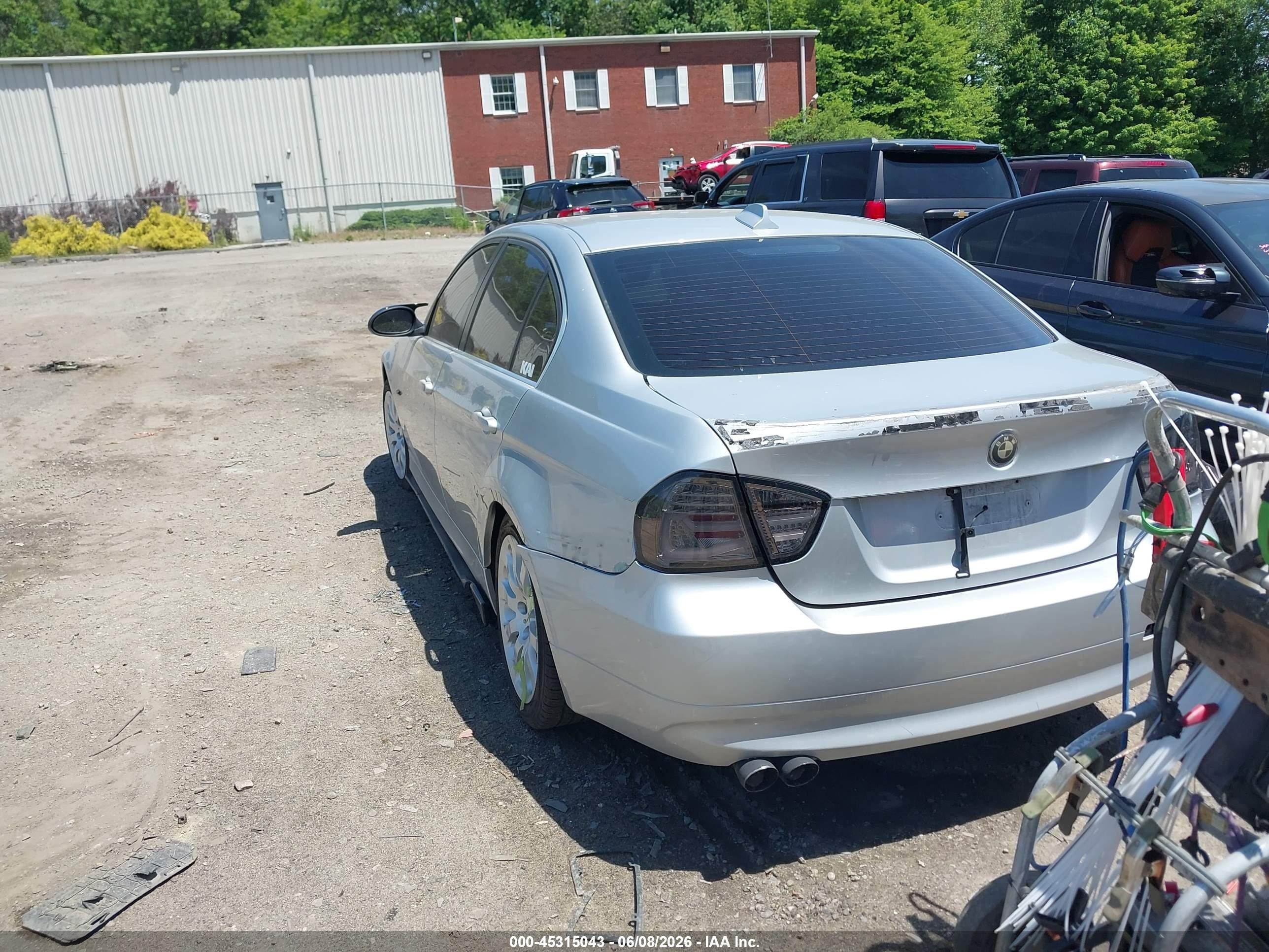2006 Bmw 330i   Silver vin: WBAVB33536KR81816