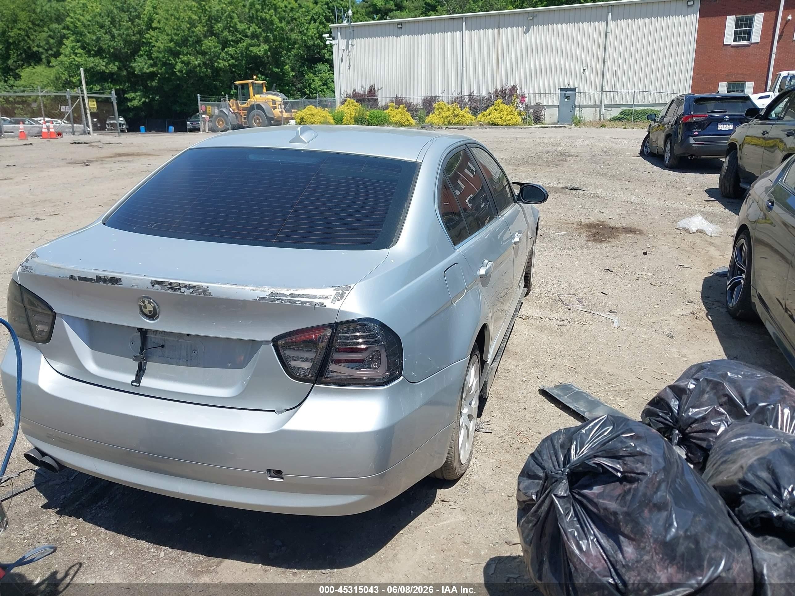 2006 Bmw 330i   Silver vin: WBAVB33536KR81816