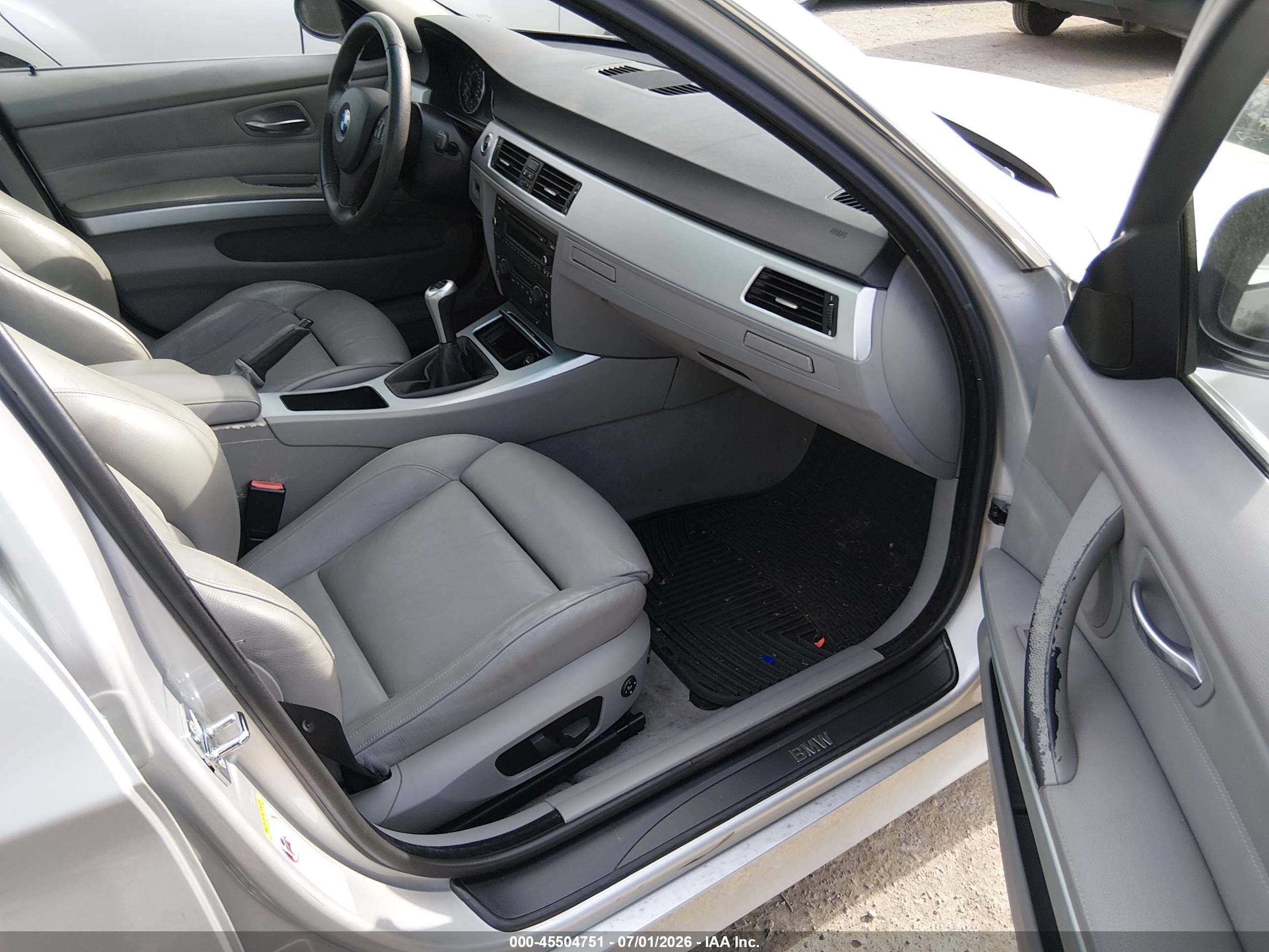 2006 Bmw 330i   Silver vin: WBAVB33546AZ87369