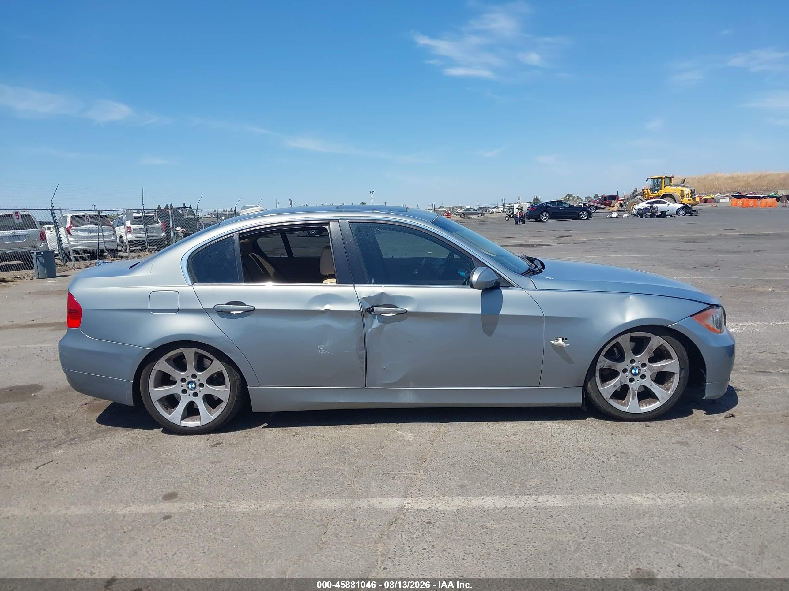 2006 Bmw 330i   Серый vin: WBAVB33546KR76432
