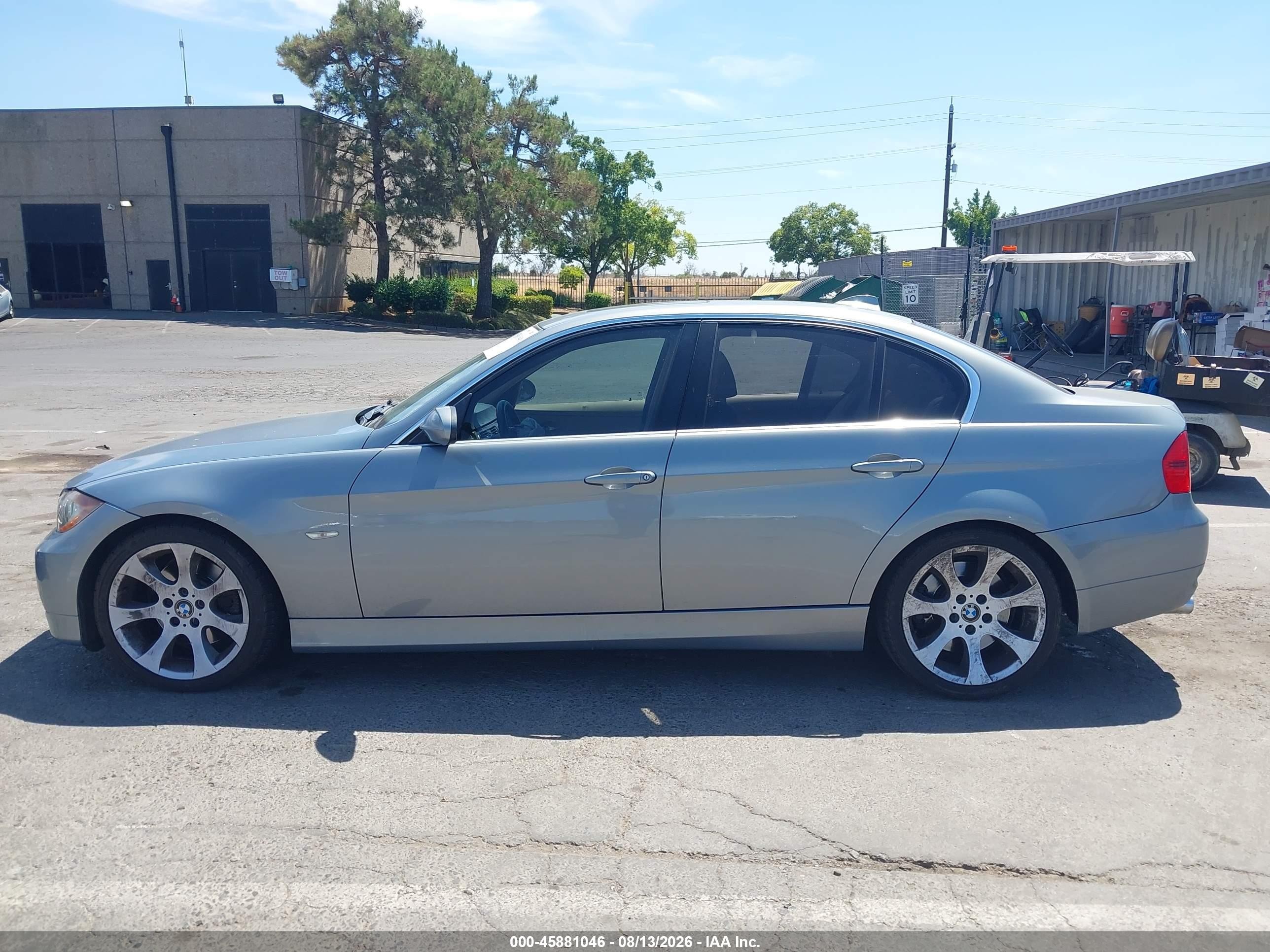2006 Bmw 330i   Серый vin: WBAVB33546KR76432