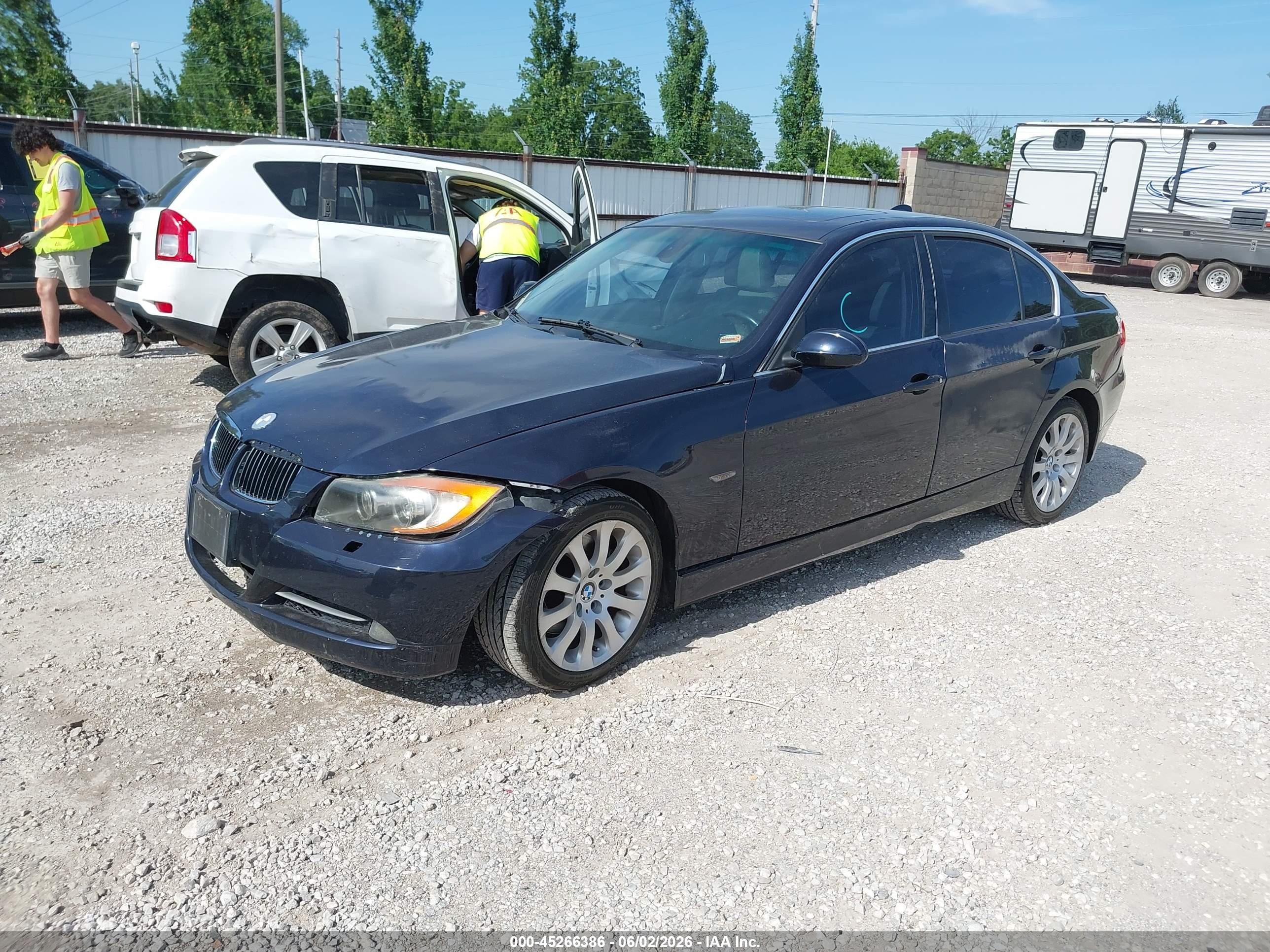 2006 Bmw 330i   Blue vin: WBAVB33556KR76178