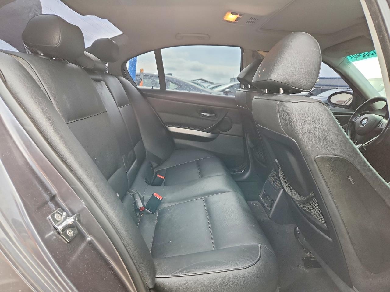 2006 Bmw 330 I Silver vin: WBAVB33586KR74098