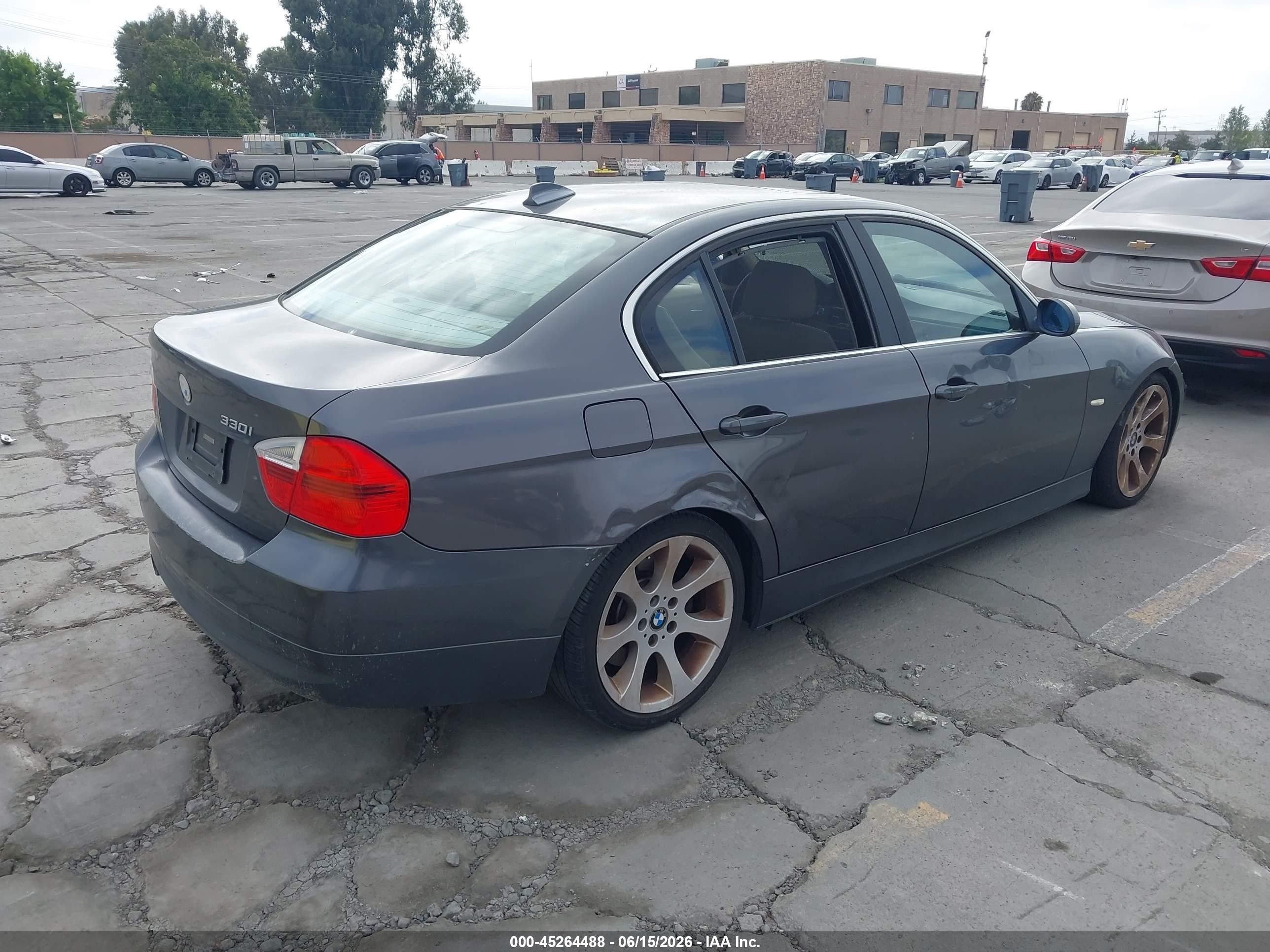 2006 Bmw 330i   Gray vin: WBAVB335X6KR77357