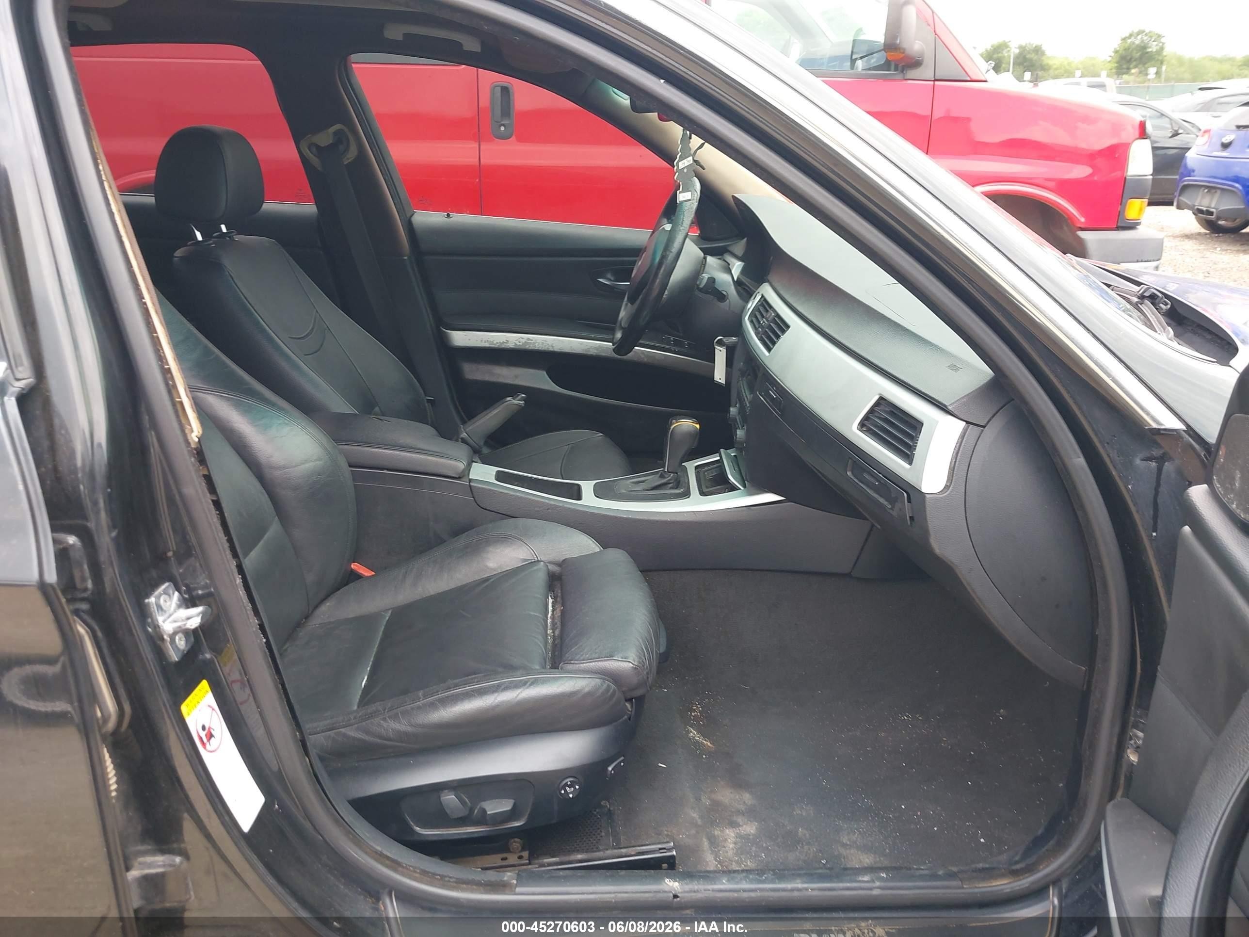 2006 Bmw 330i   Black vin: WBAVB335X6KS32074