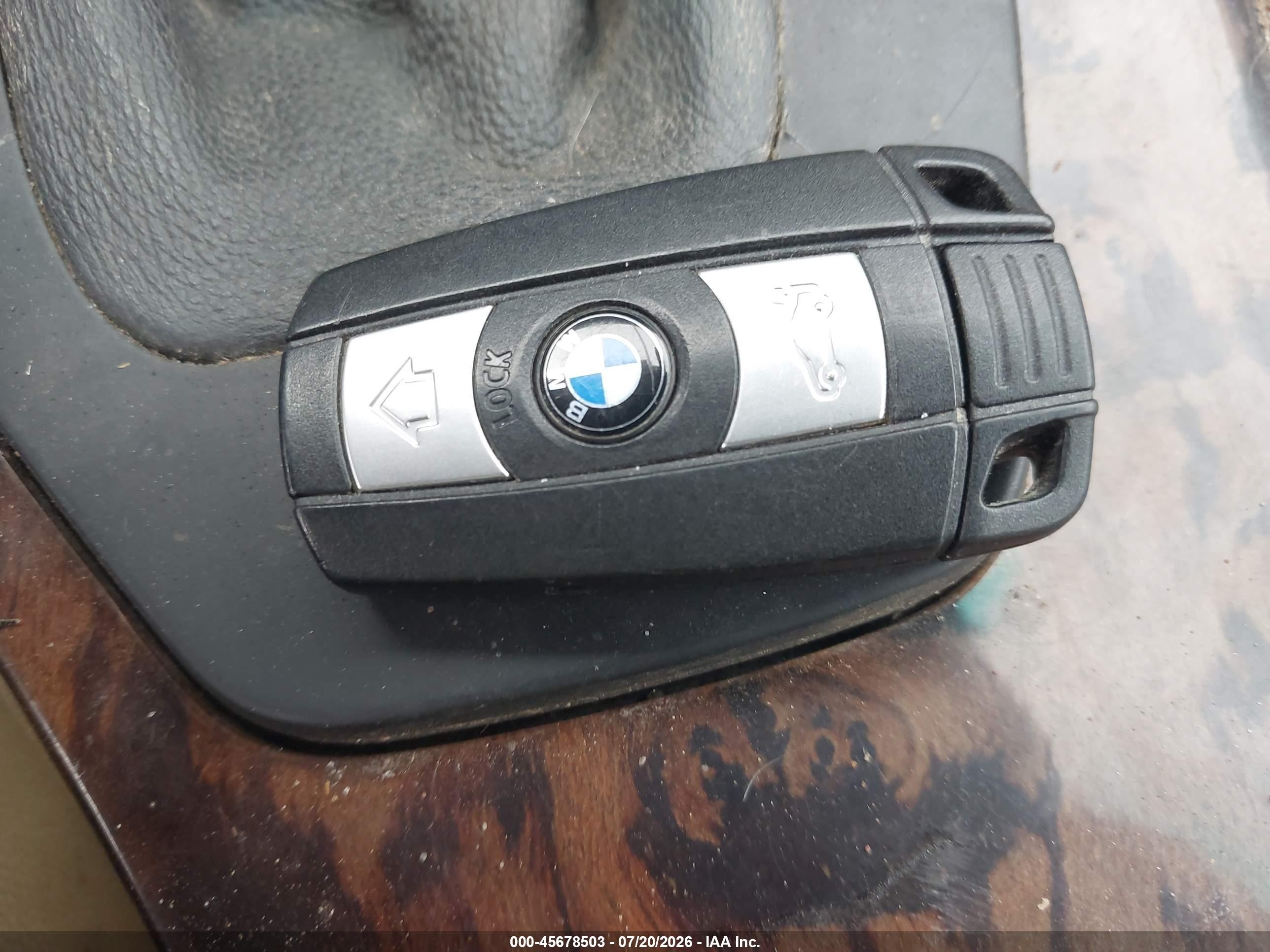 2007 Bmw 335i   Blue vin: WBAVB73507VH21576