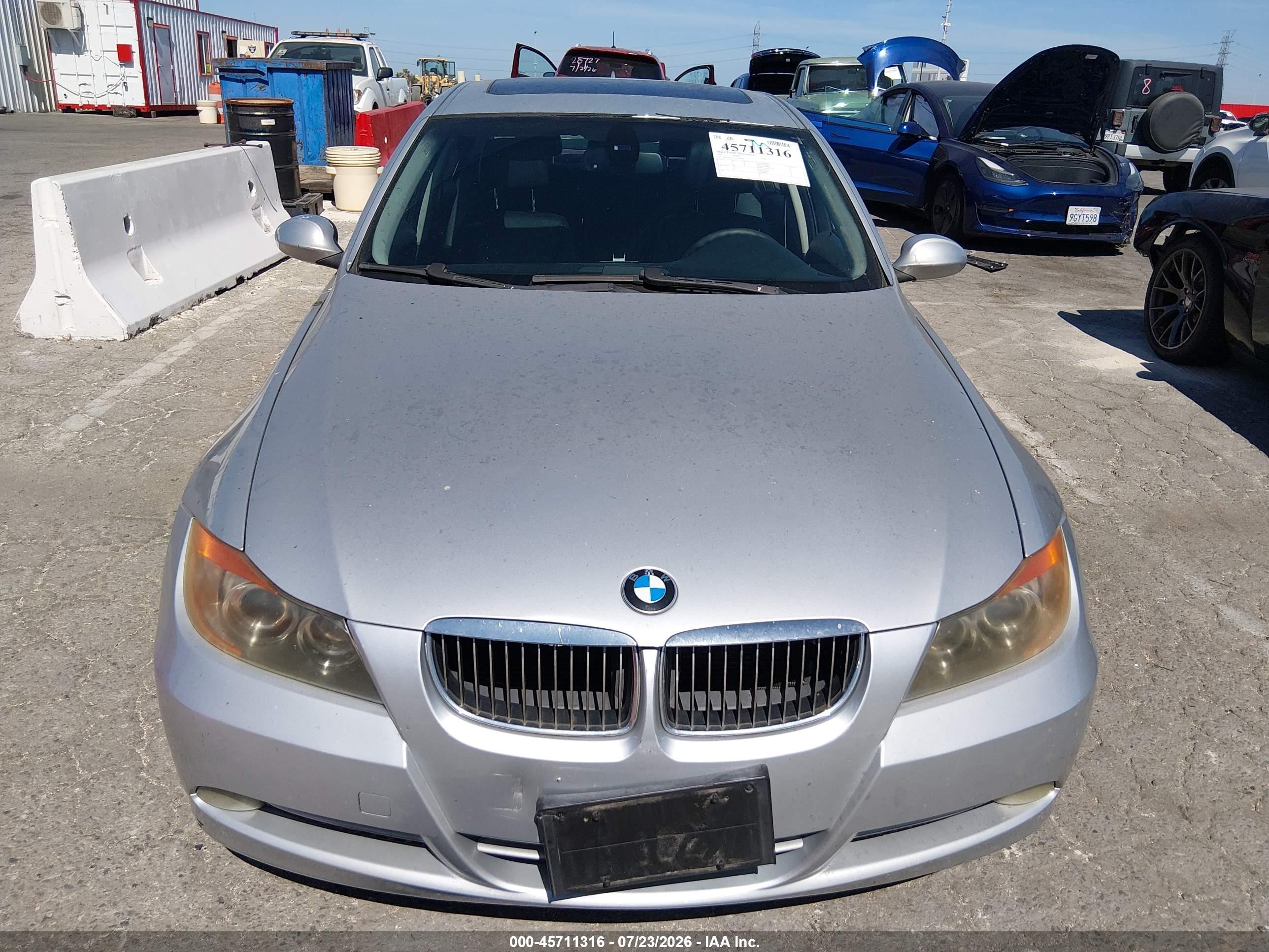 2007 Bmw 335i   Silver vin: WBAVB73527KY60803