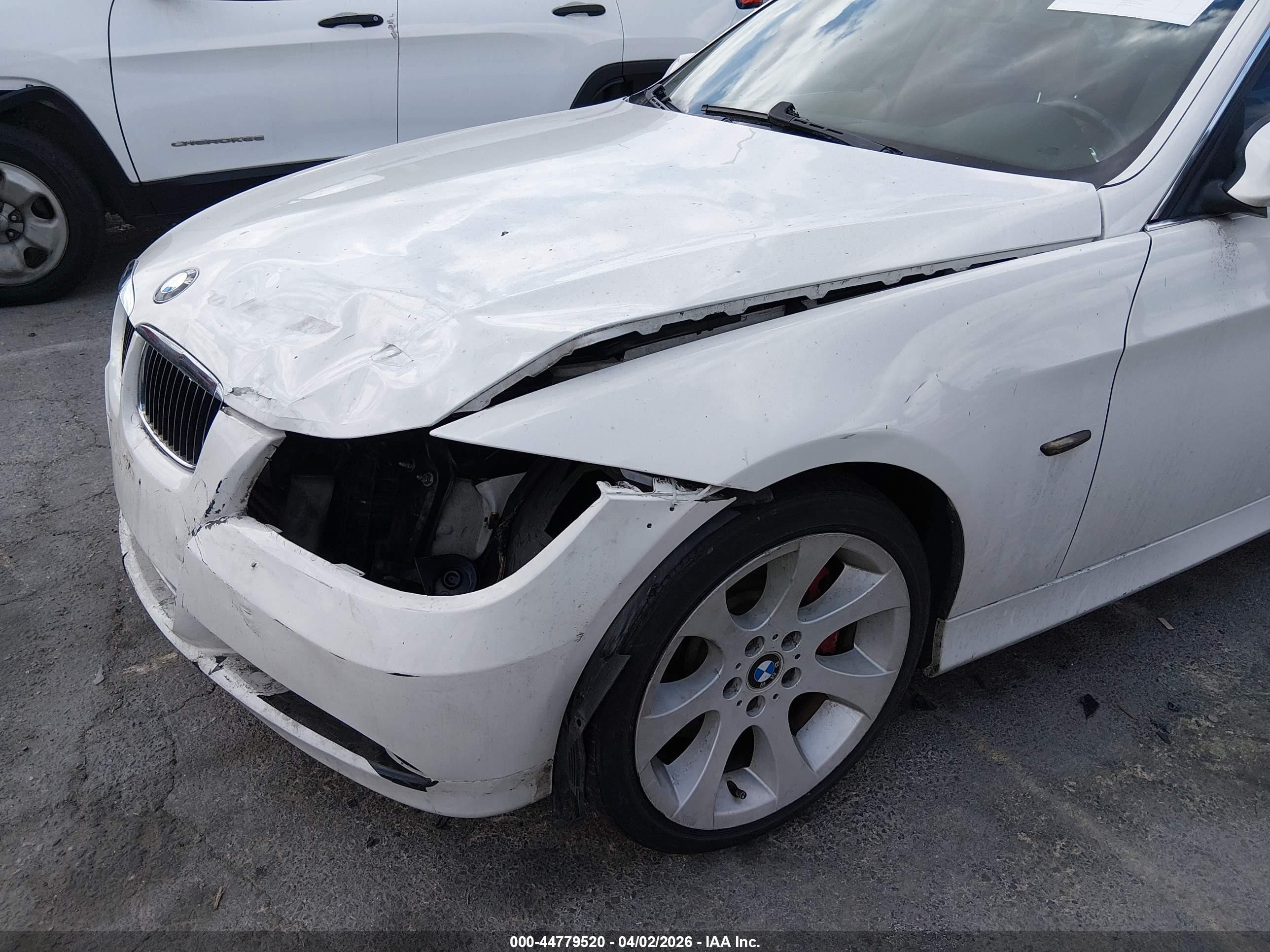 2007 Bmw 335i   White vin: WBAVB73527PA89913