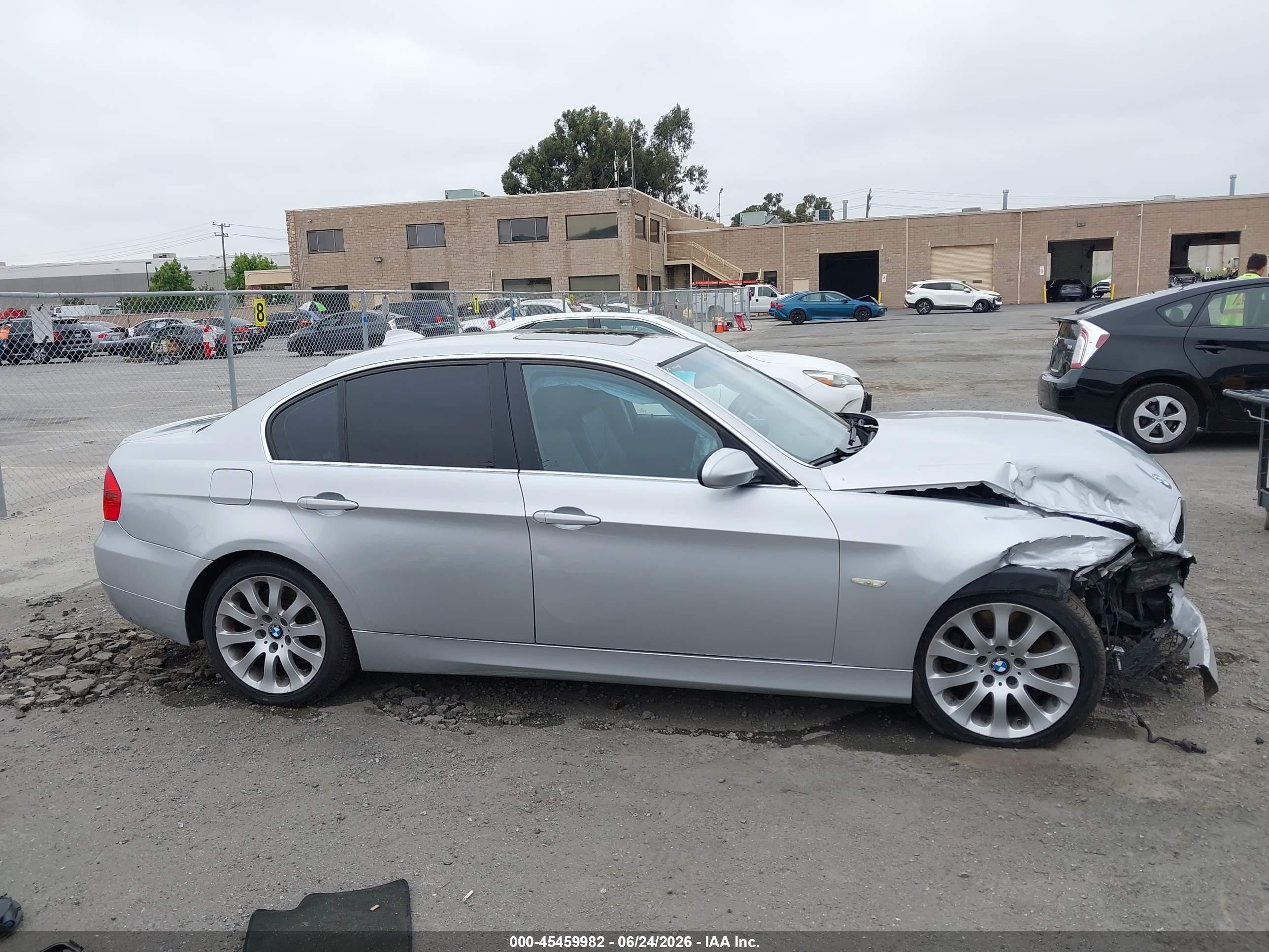 2007 Bmw 335i   Серебряный vin: WBAVB73527VF53035