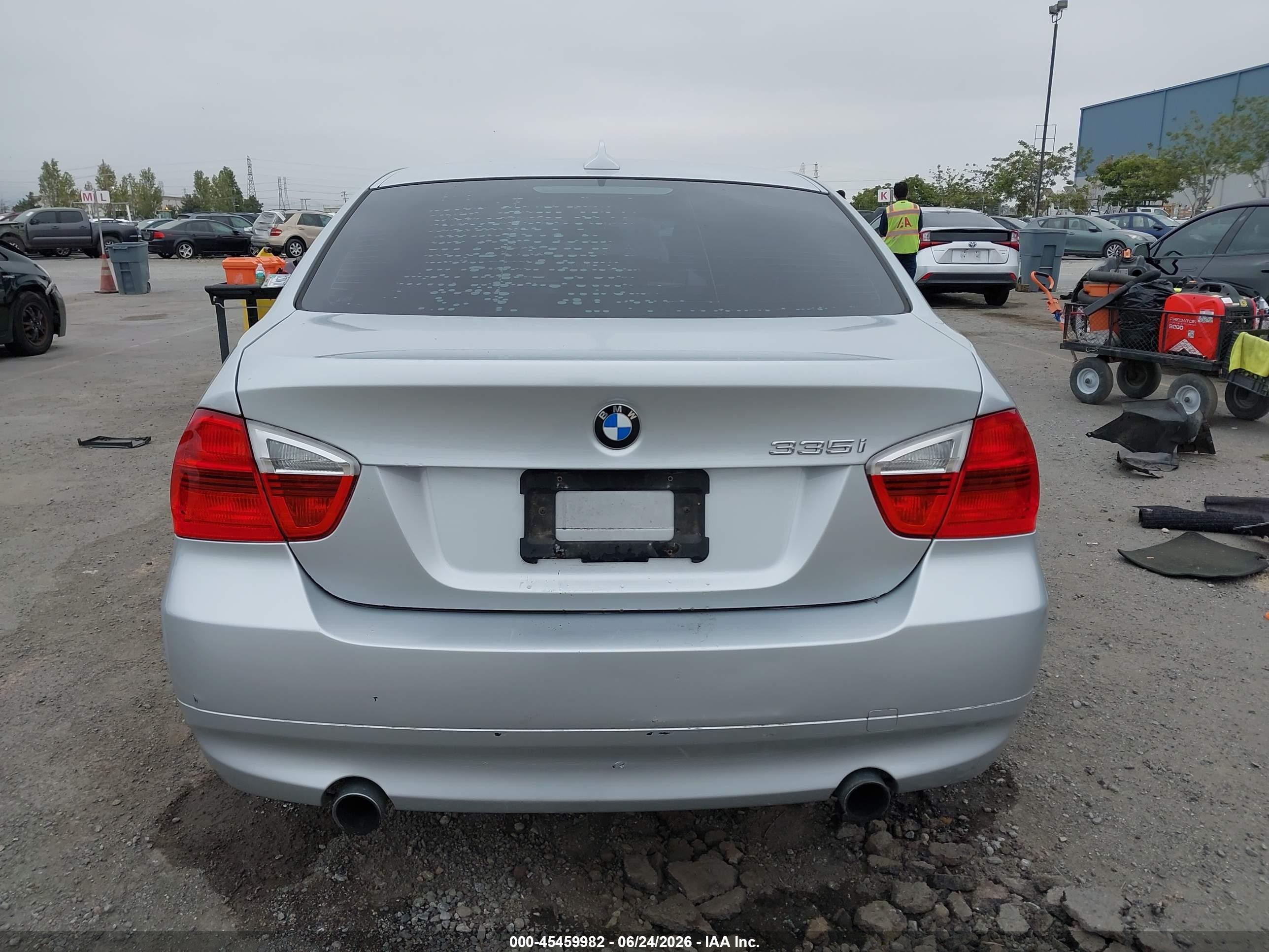 2007 Bmw 335i   Серебряный vin: WBAVB73527VF53035