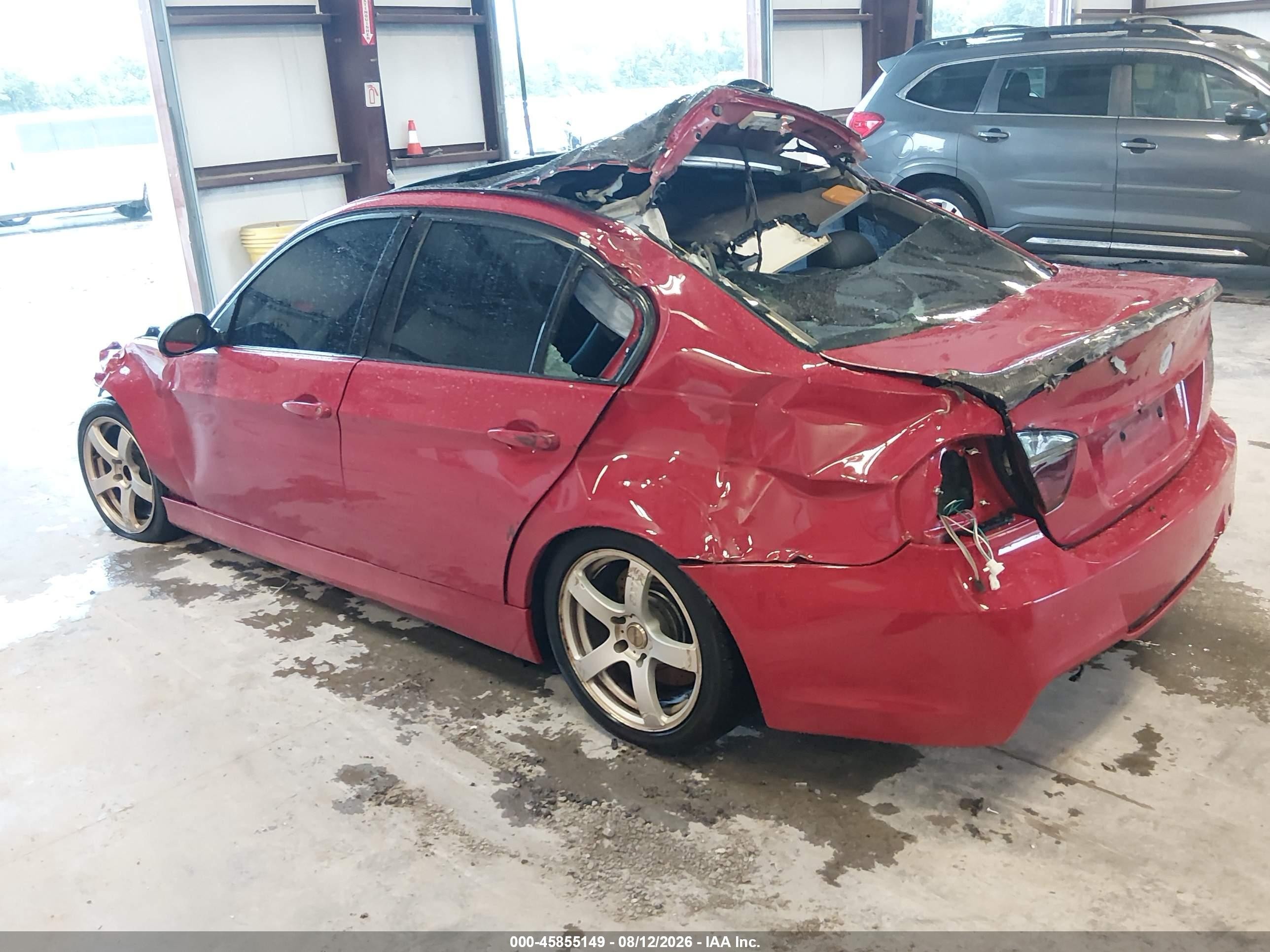 2007 Bmw 335i   Красный vin: WBAVB73537VF51648