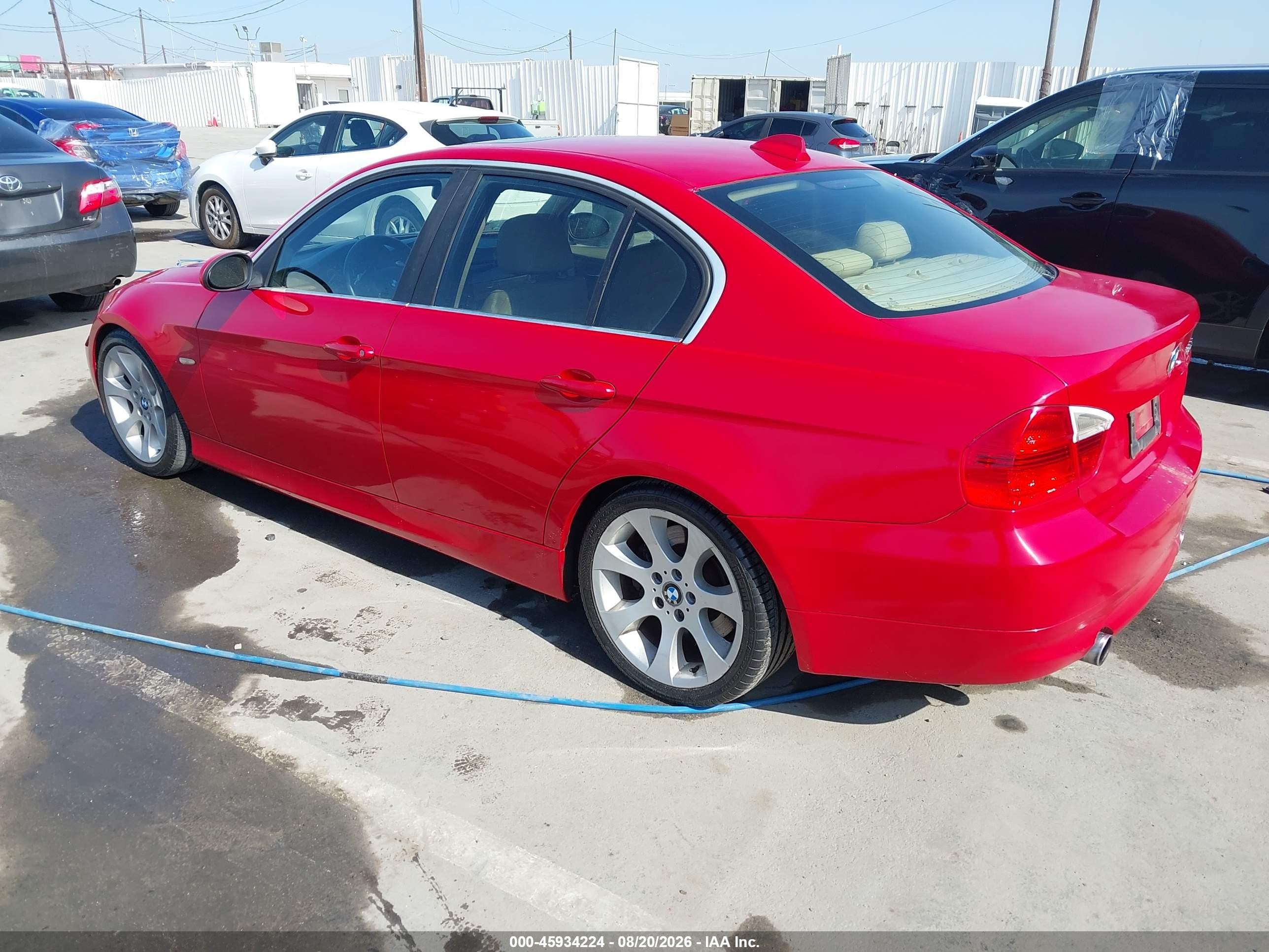 2008 Bmw 335i   Red vin: WBAVB73548KY65244