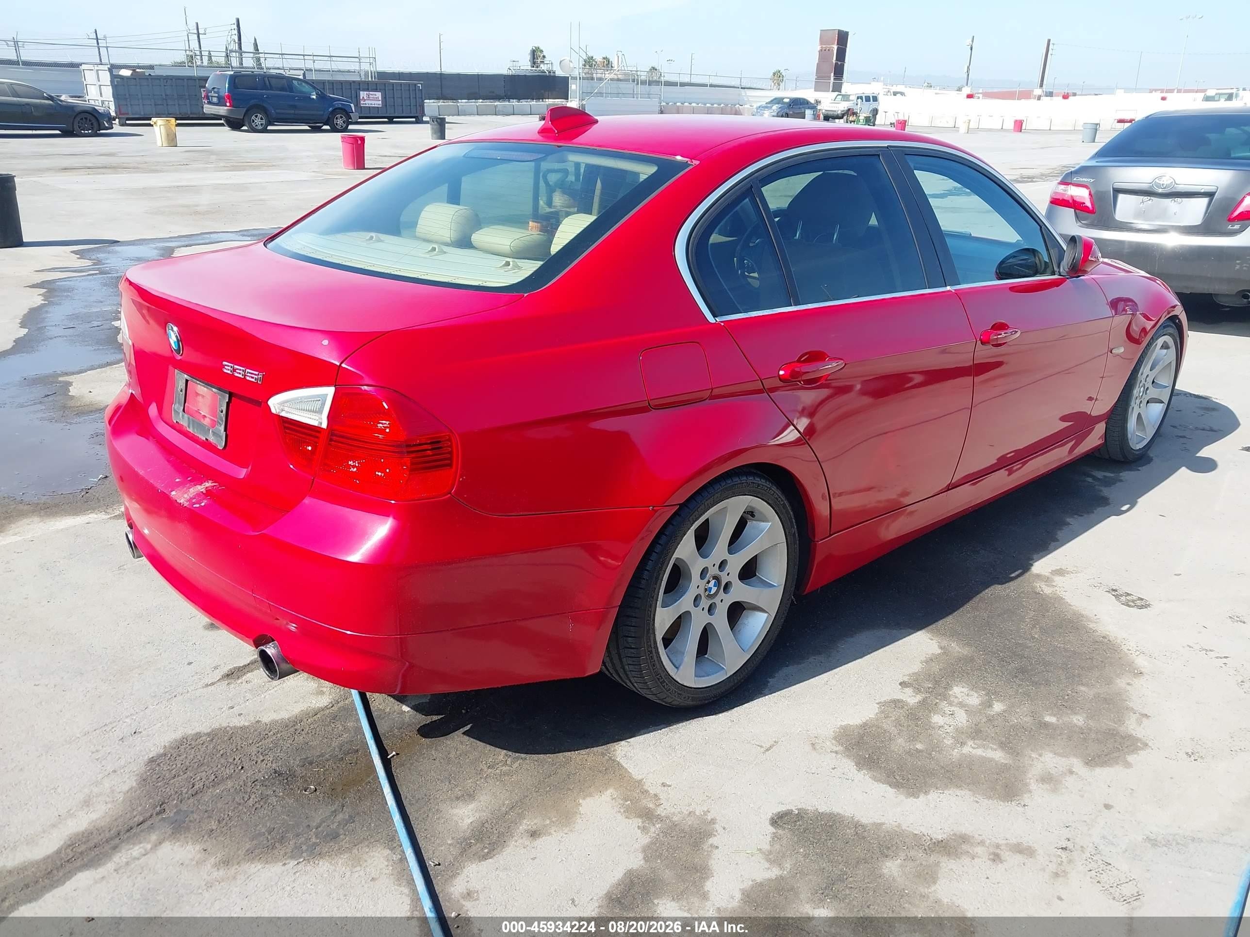 2008 Bmw 335i   Red vin: WBAVB73548KY65244