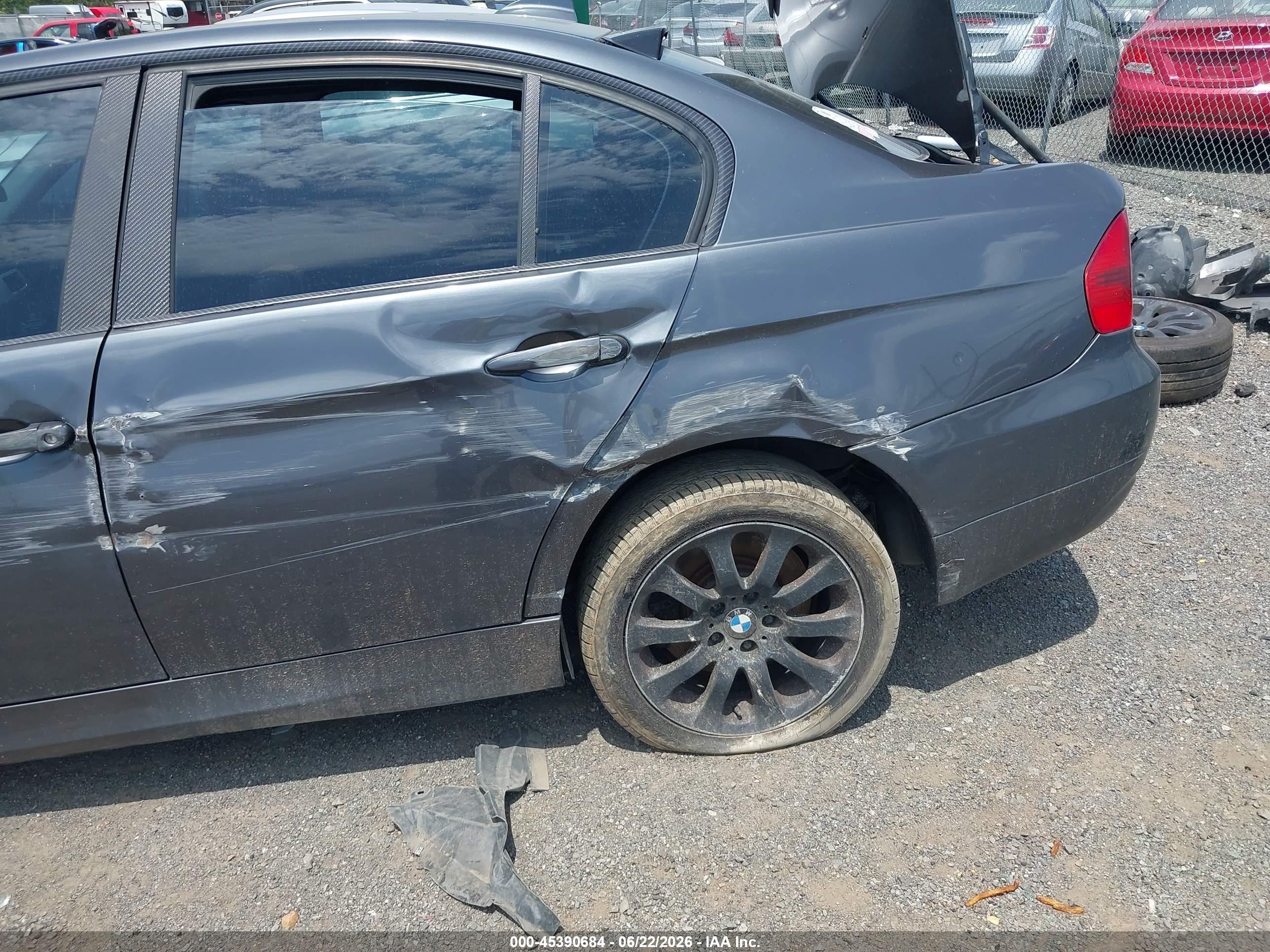 2007 Bmw 335i   Gray vin: WBAVB73557P100027