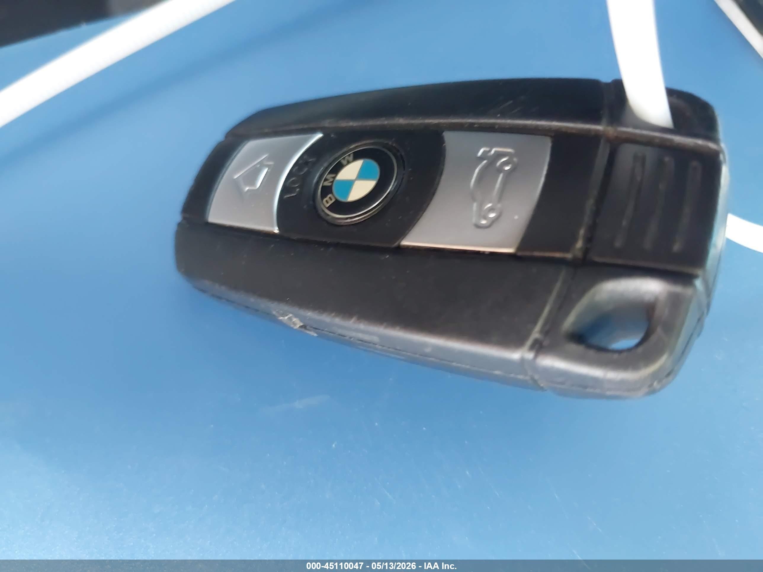 2008 Bmw 335i   White vin: WBAVB73558KY64846