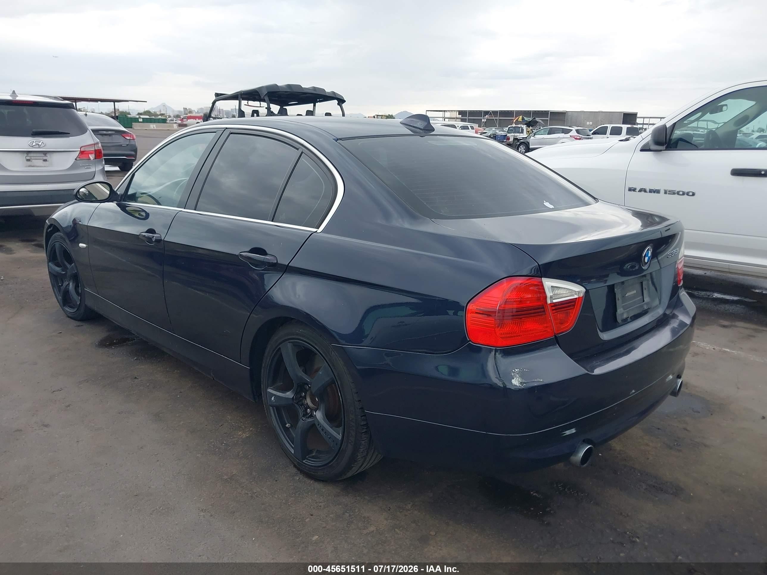 2008 Bmw 335i   Blue vin: WBAVB73568P102242