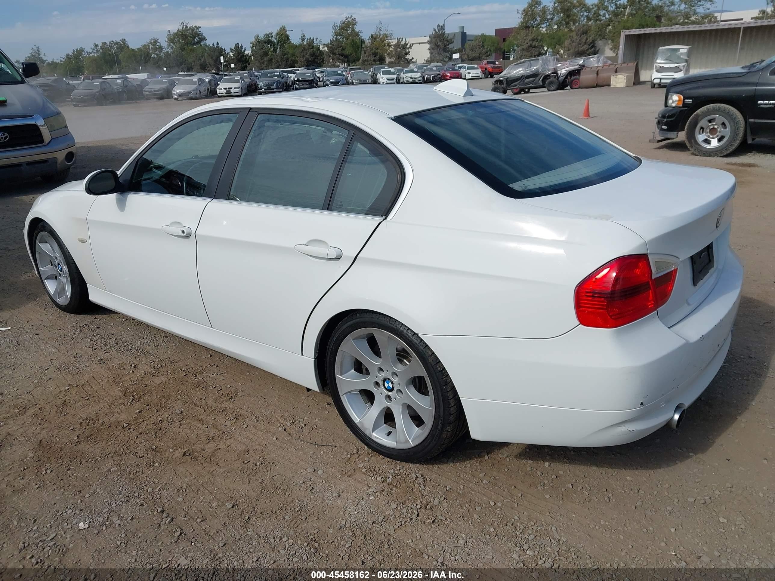 2007 Bmw 335i White vin: WBAVB73577PA85372