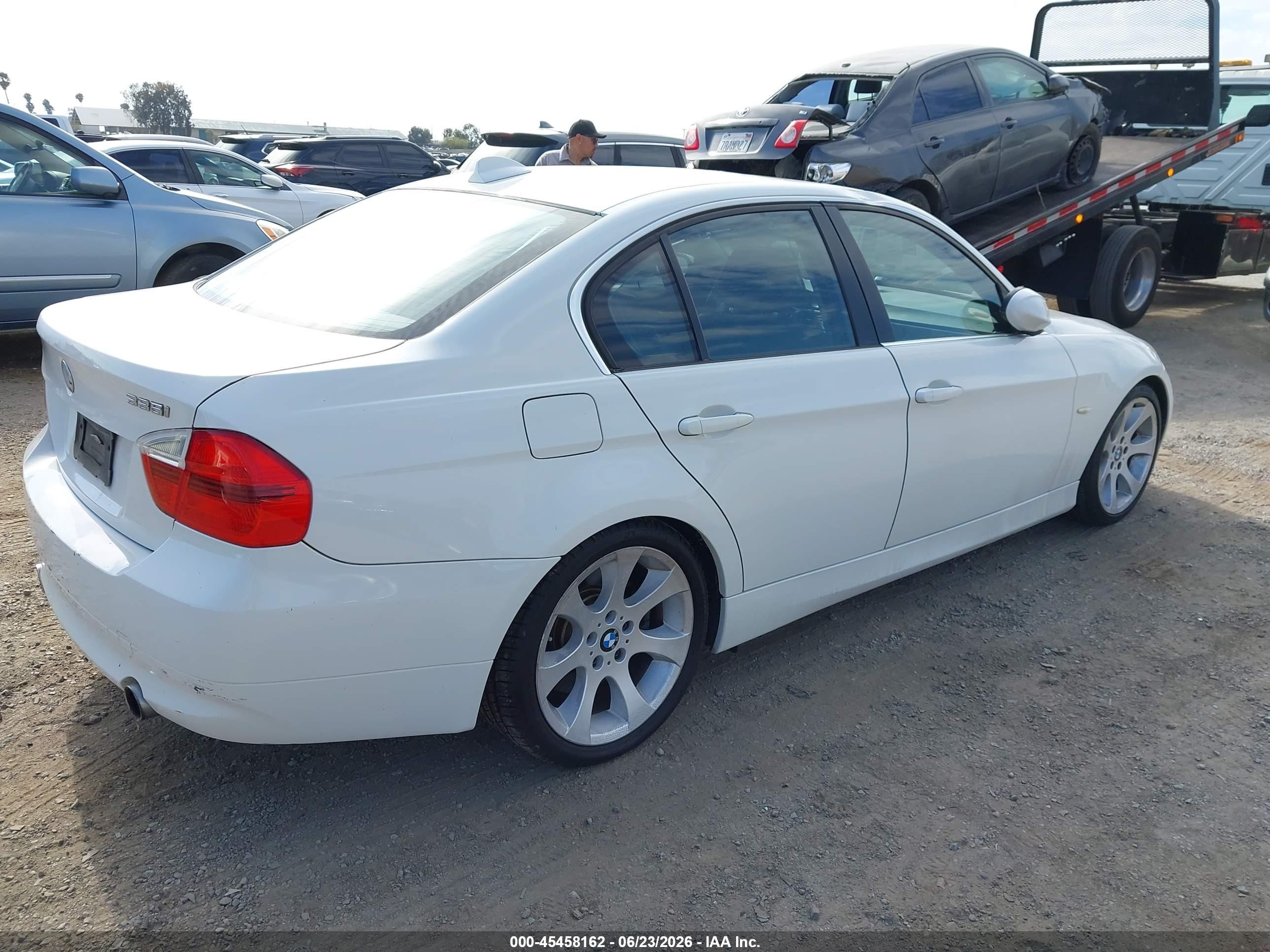 2007 Bmw 335i White vin: WBAVB73577PA85372