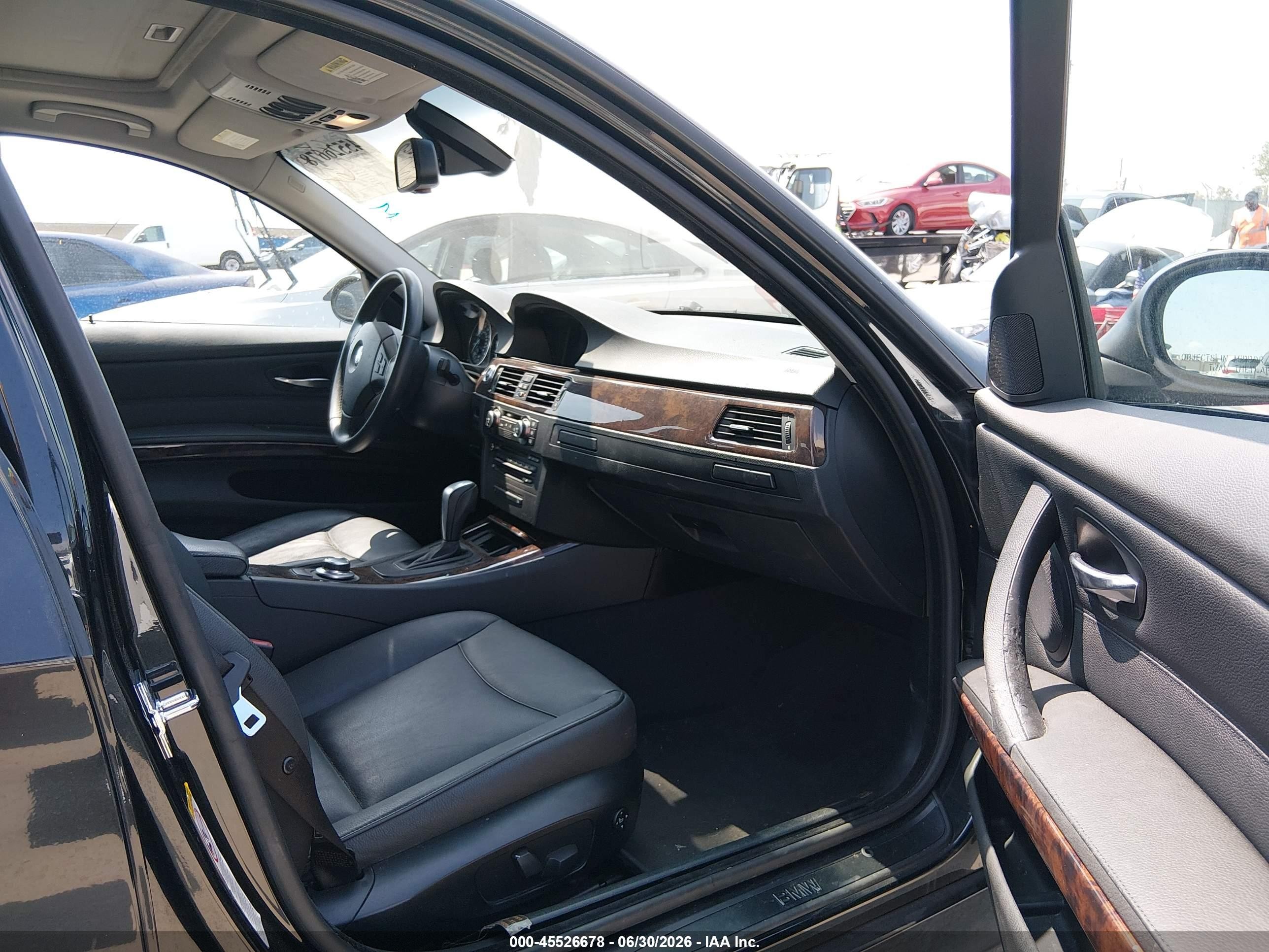 2008 Bmw 328i   Black vin: WBAVC53508F008493