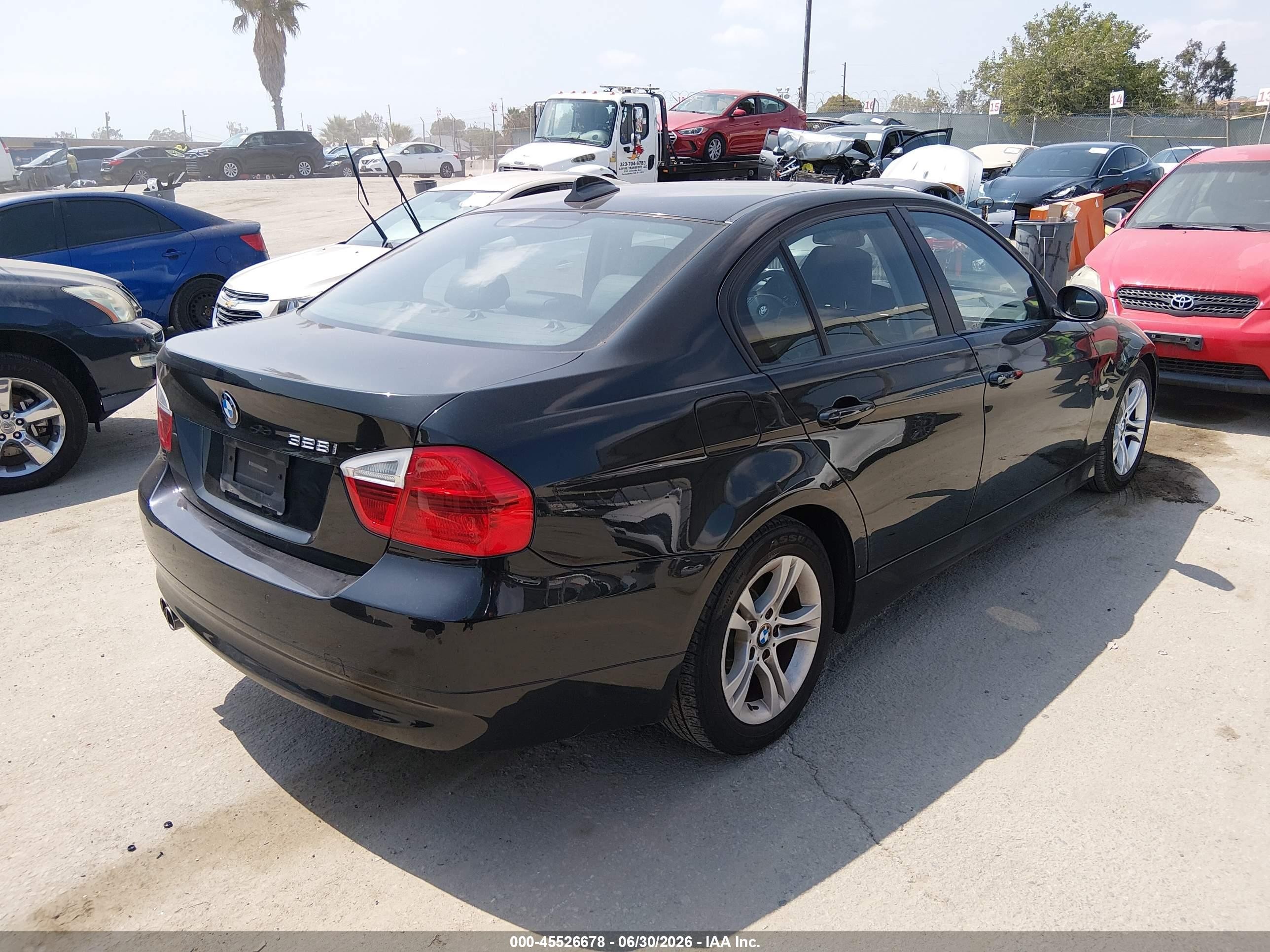 2008 Bmw 328i   Black vin: WBAVC53508F008493
