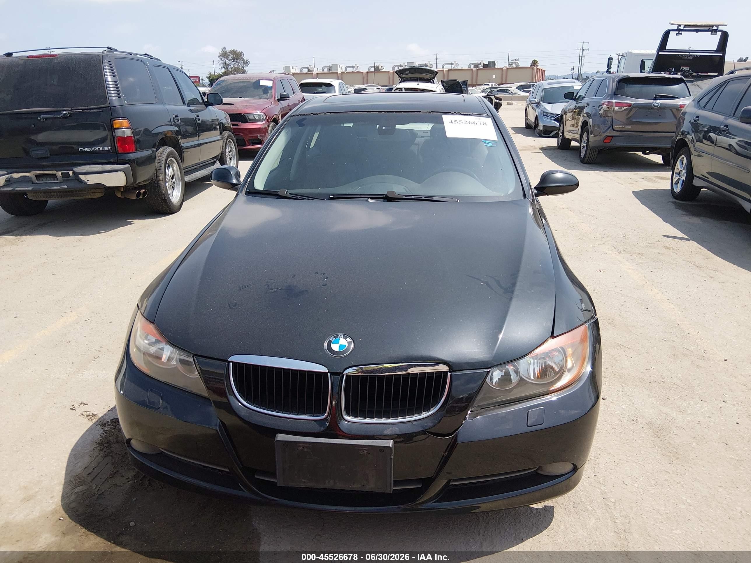 2008 Bmw 328i   Black vin: WBAVC53508F008493