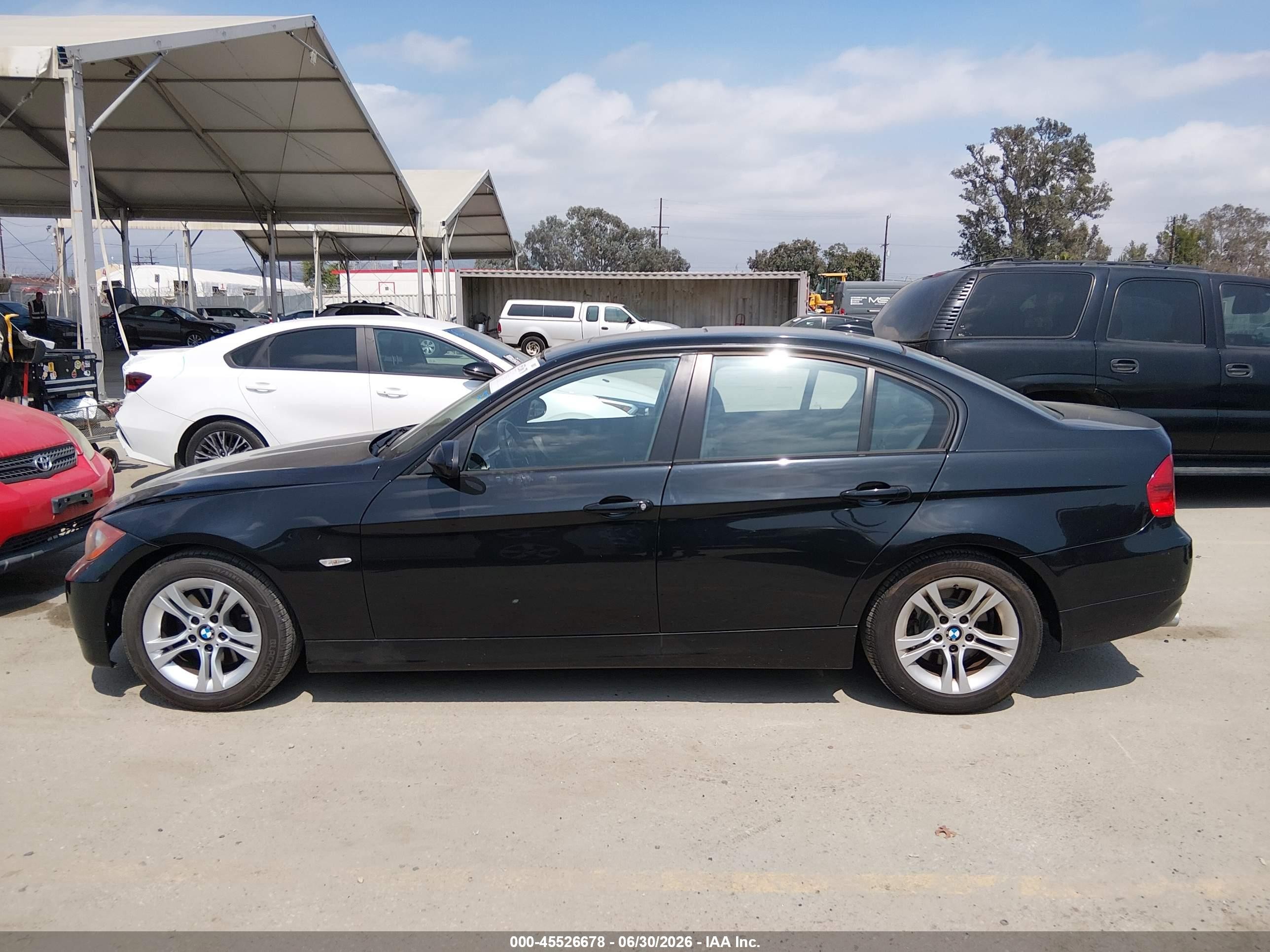 2008 Bmw 328i   Black vin: WBAVC53508F008493