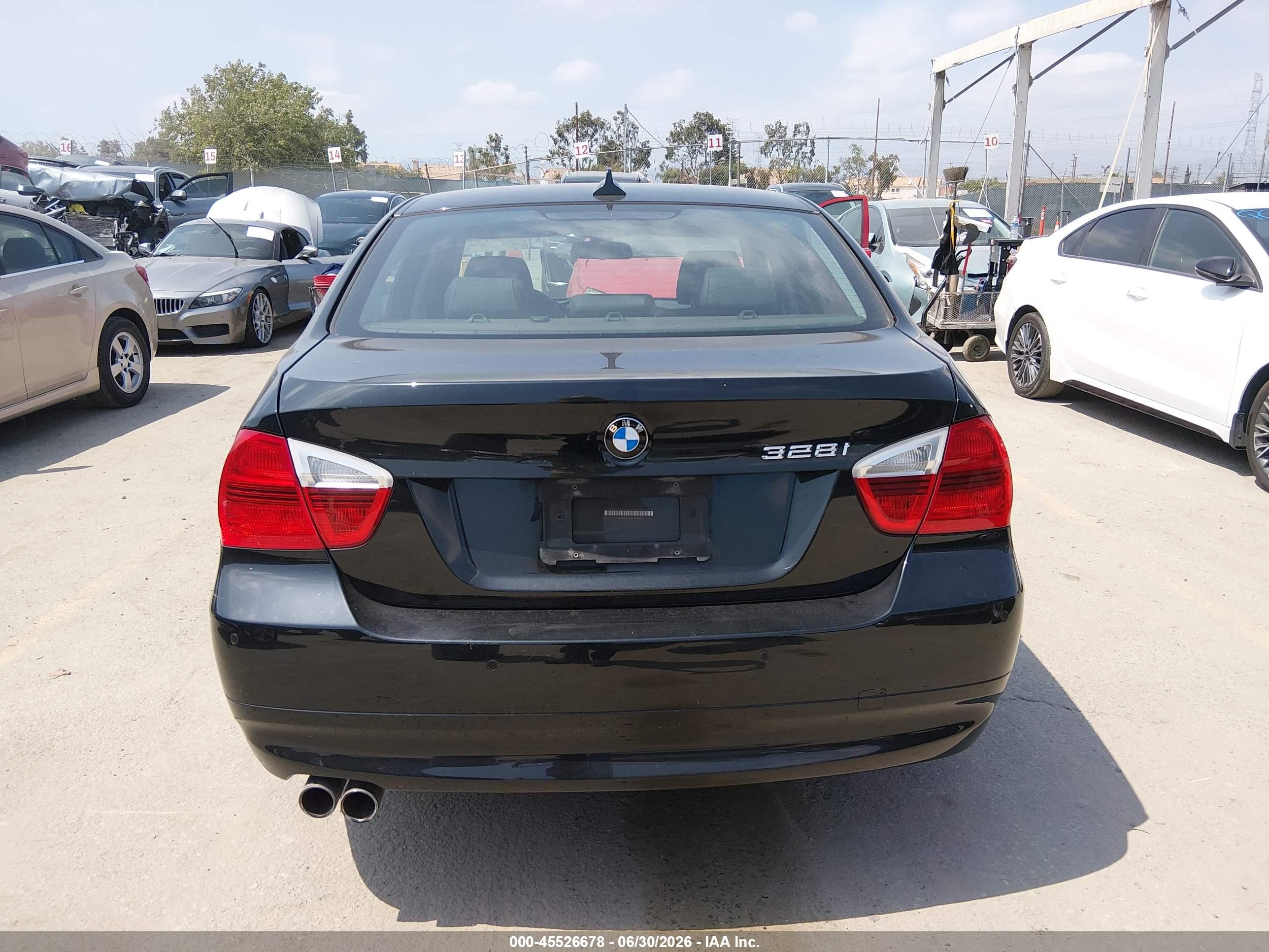 2008 Bmw 328i   Black vin: WBAVC53508F008493