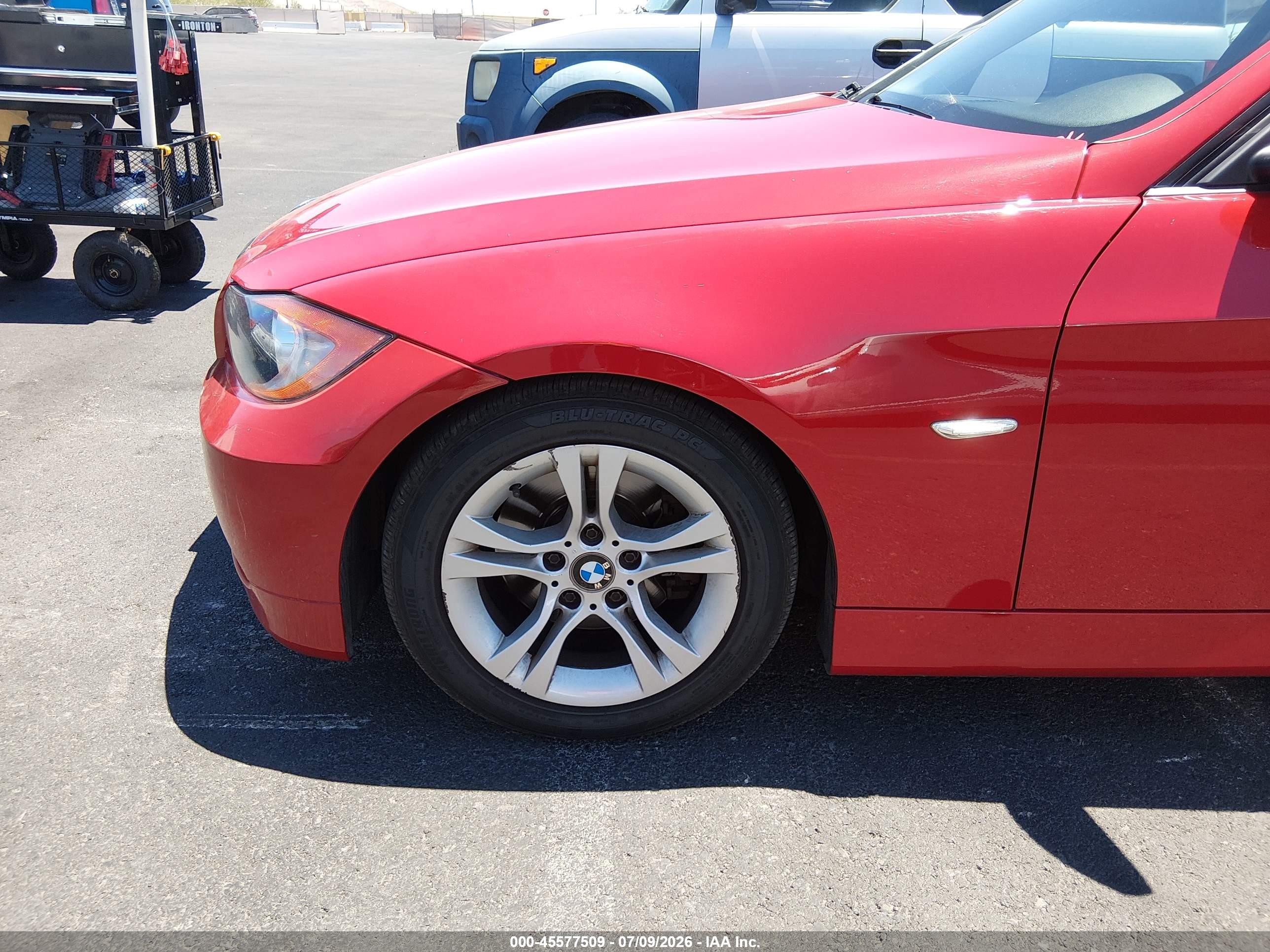 2008 Bmw 328i   Red vin: WBAVC53568FZ83015