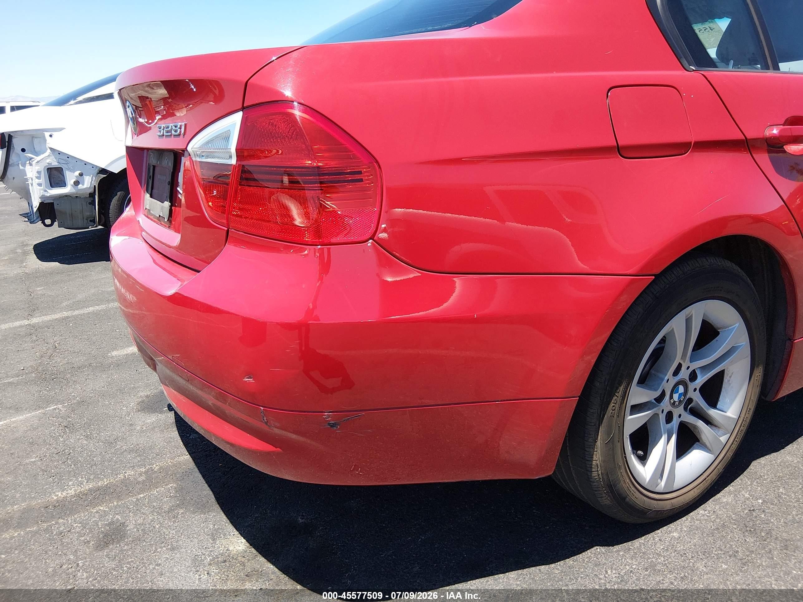 2008 Bmw 328i   Red vin: WBAVC53568FZ83015