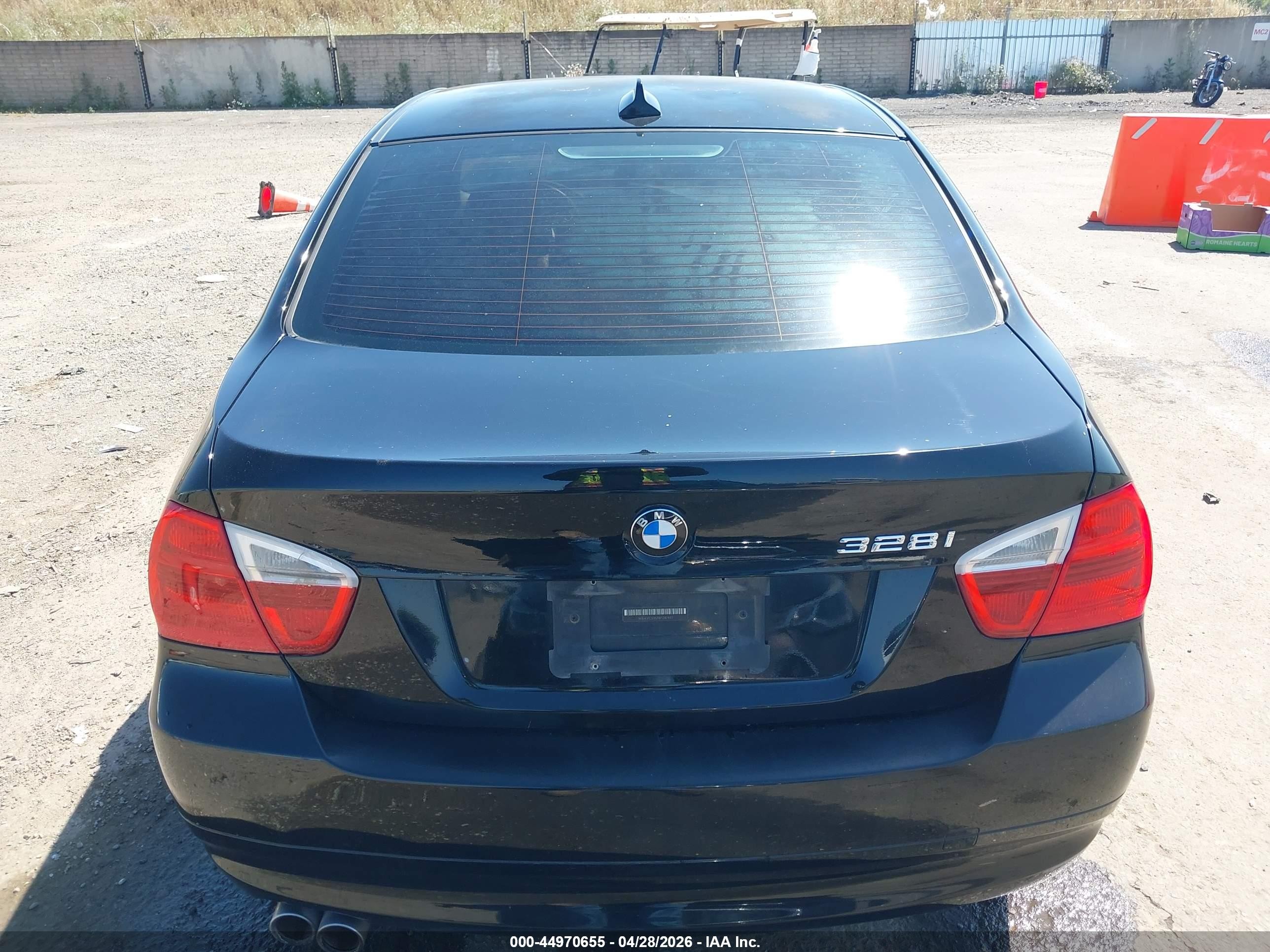 2008 Bmw 328i   Black vin: WBAVC53578FZ87851