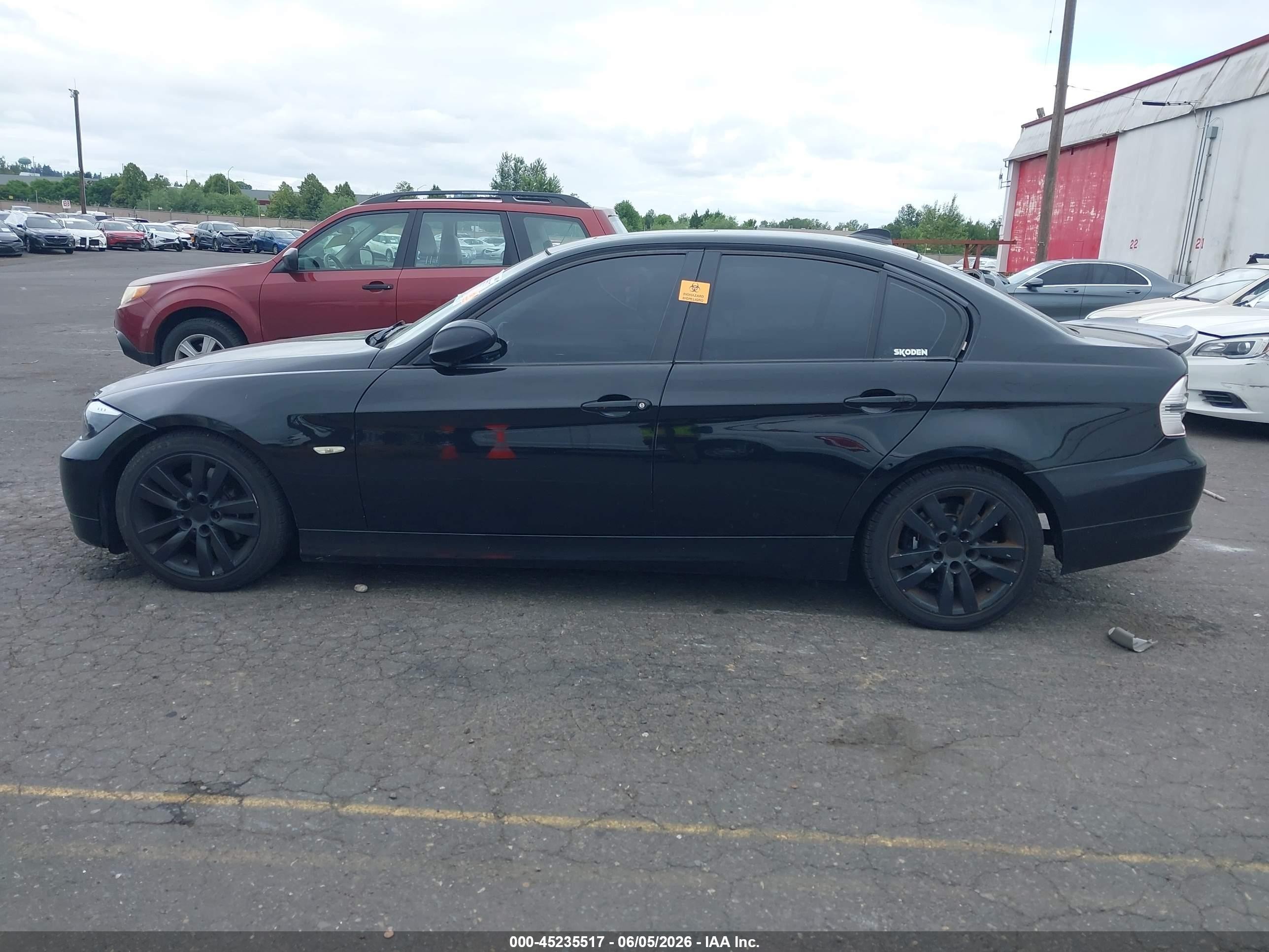2008 Bmw 328i   Black vin: WBAVC53598F010131