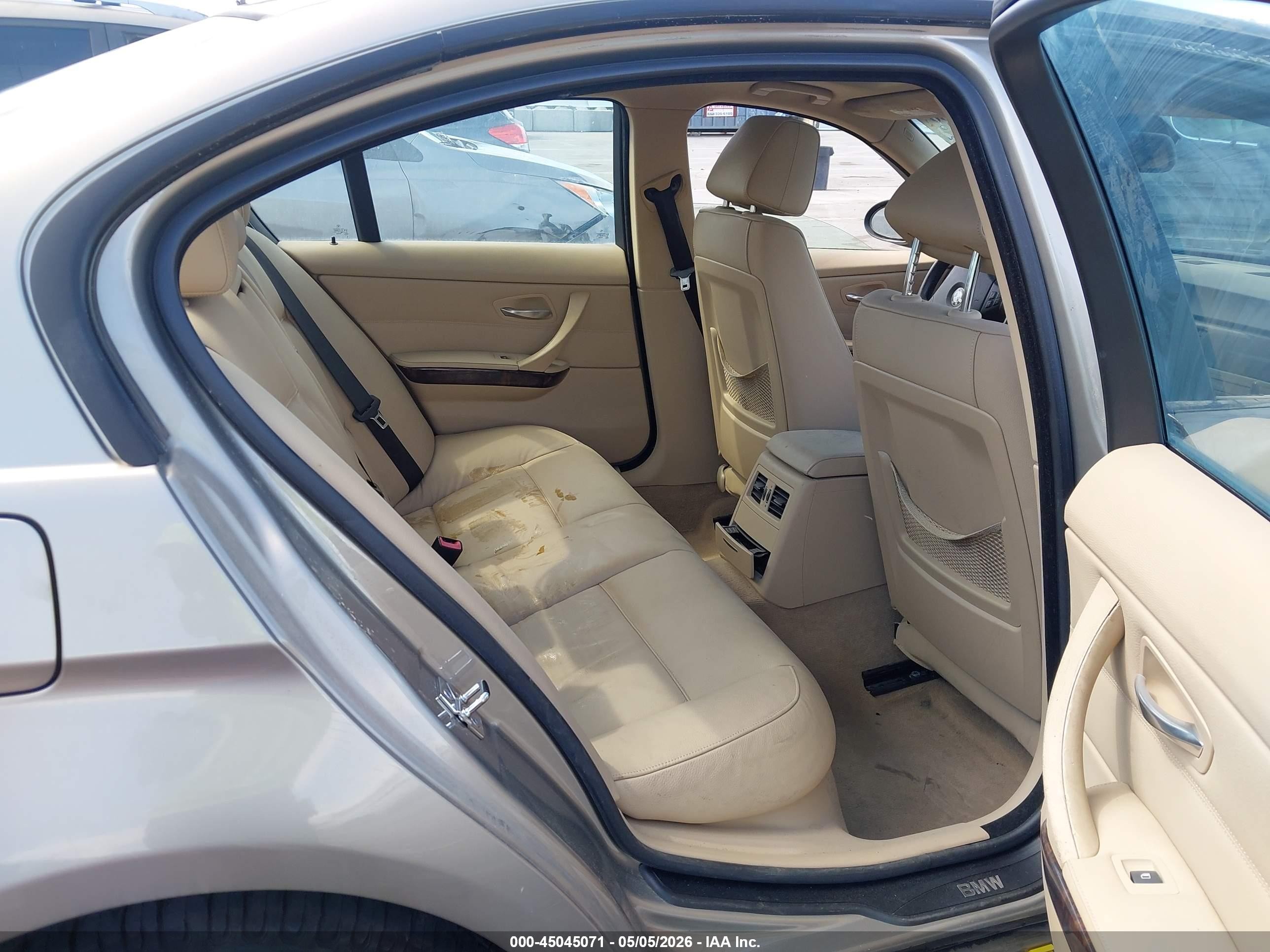 2008 Bmw 328i   Gold vin: WBAVC57518NK78168