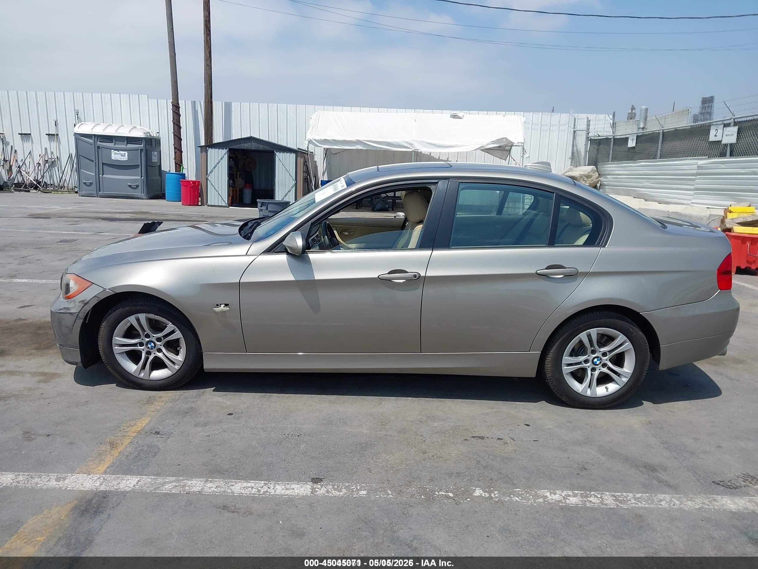 2008 Bmw 328i   Gold vin: WBAVC57518NK78168