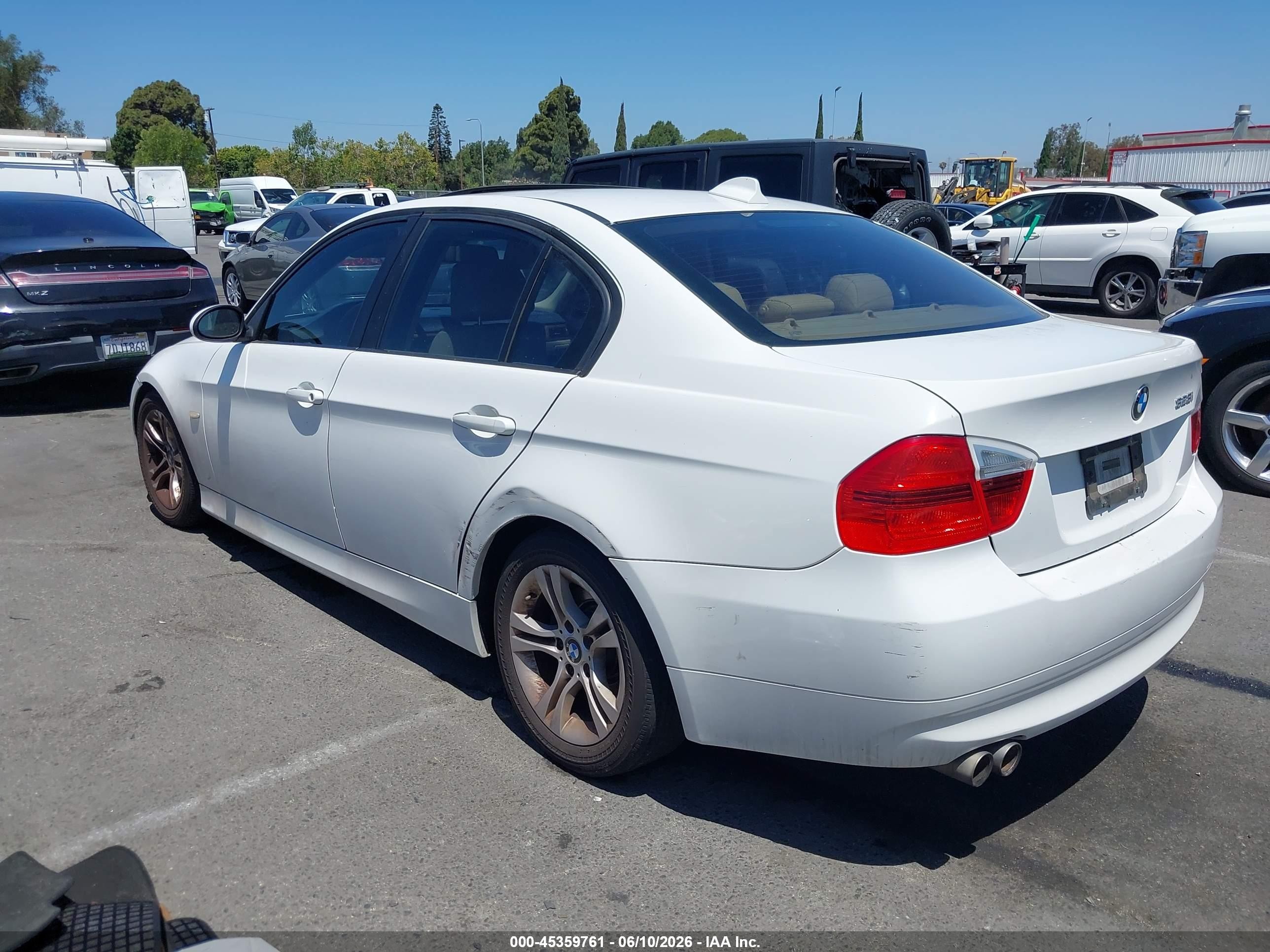 2008 Bmw 328i White vin: WBAVC57528NK77174