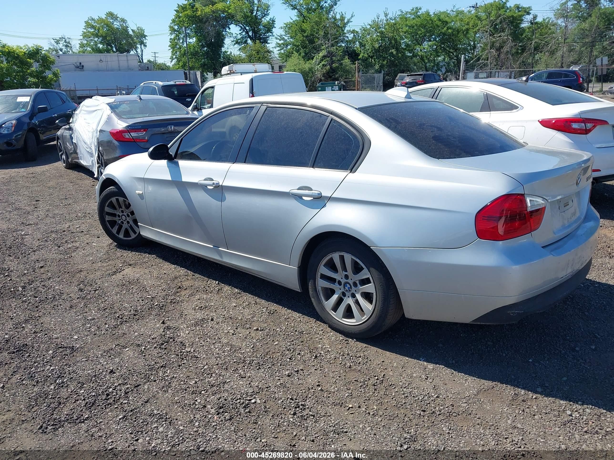 2007 Bmw 328xi   Silver vin: WBAVC73507KP35862