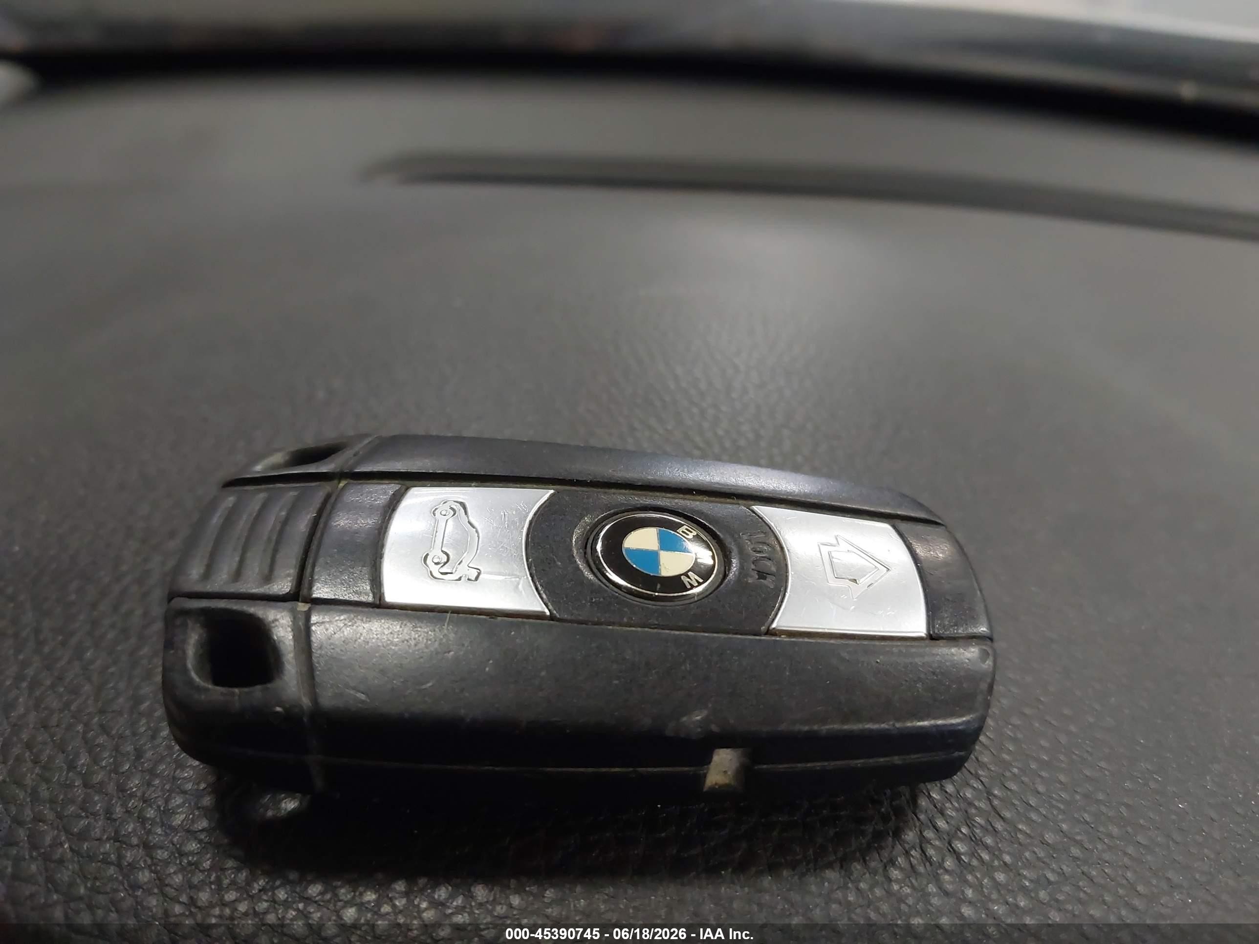 2007 Bmw 328xi   Silver vin: WBAVC73517KP32615