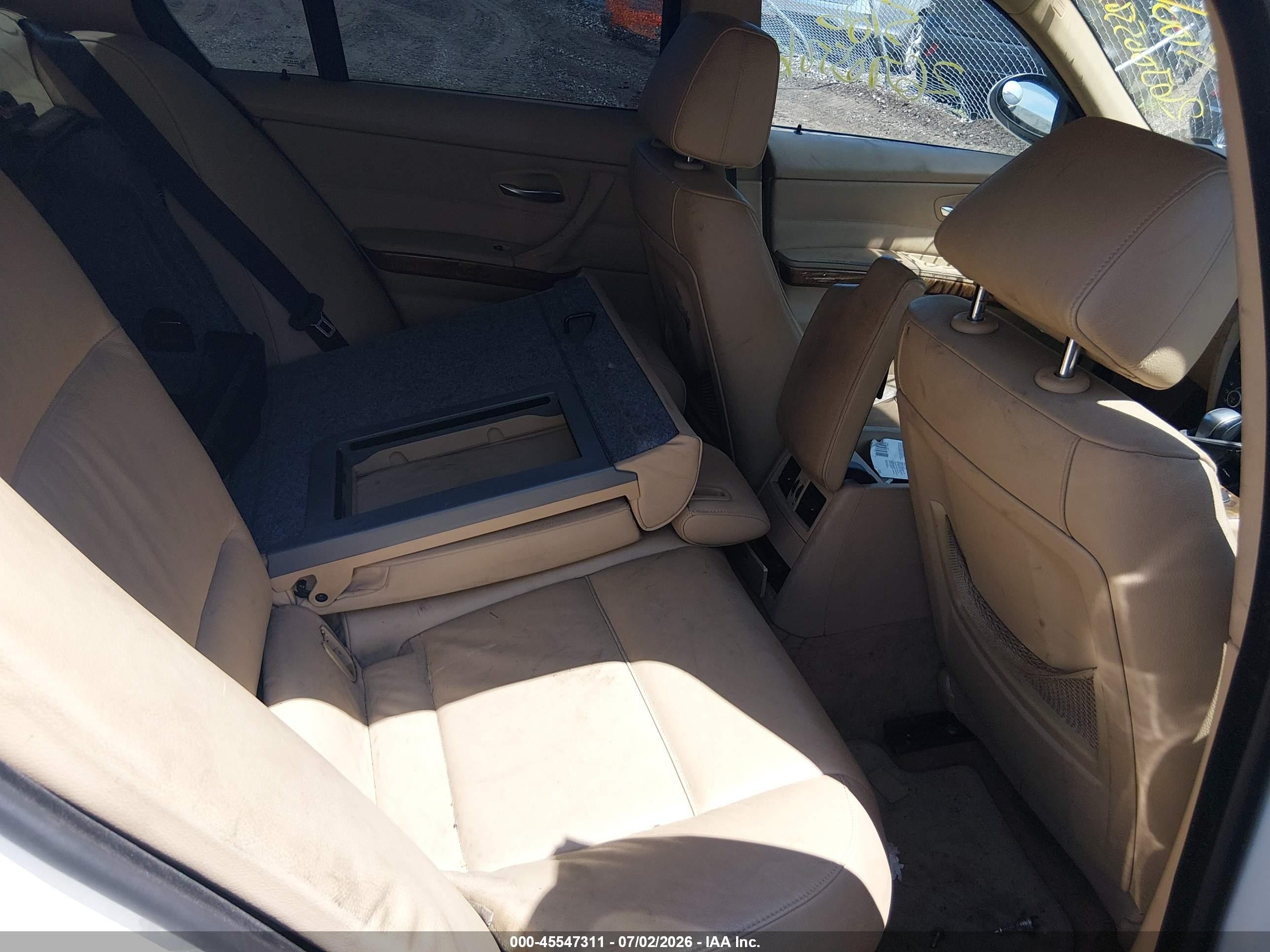 2008 Bmw 328xi   White vin: WBAVC73568KX92391