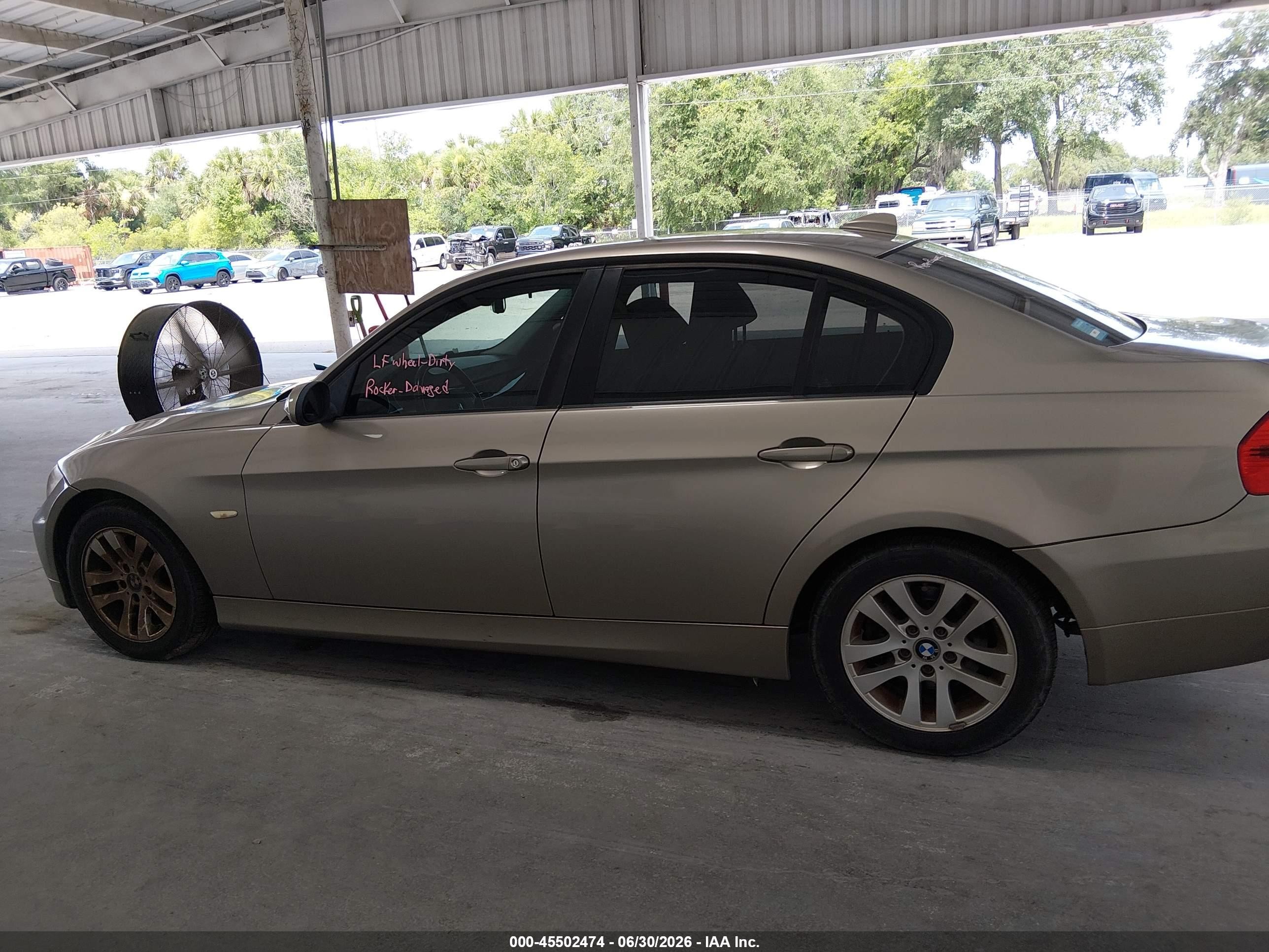 2007 Bmw 328xi   Beige vin: WBAVC93507K035240