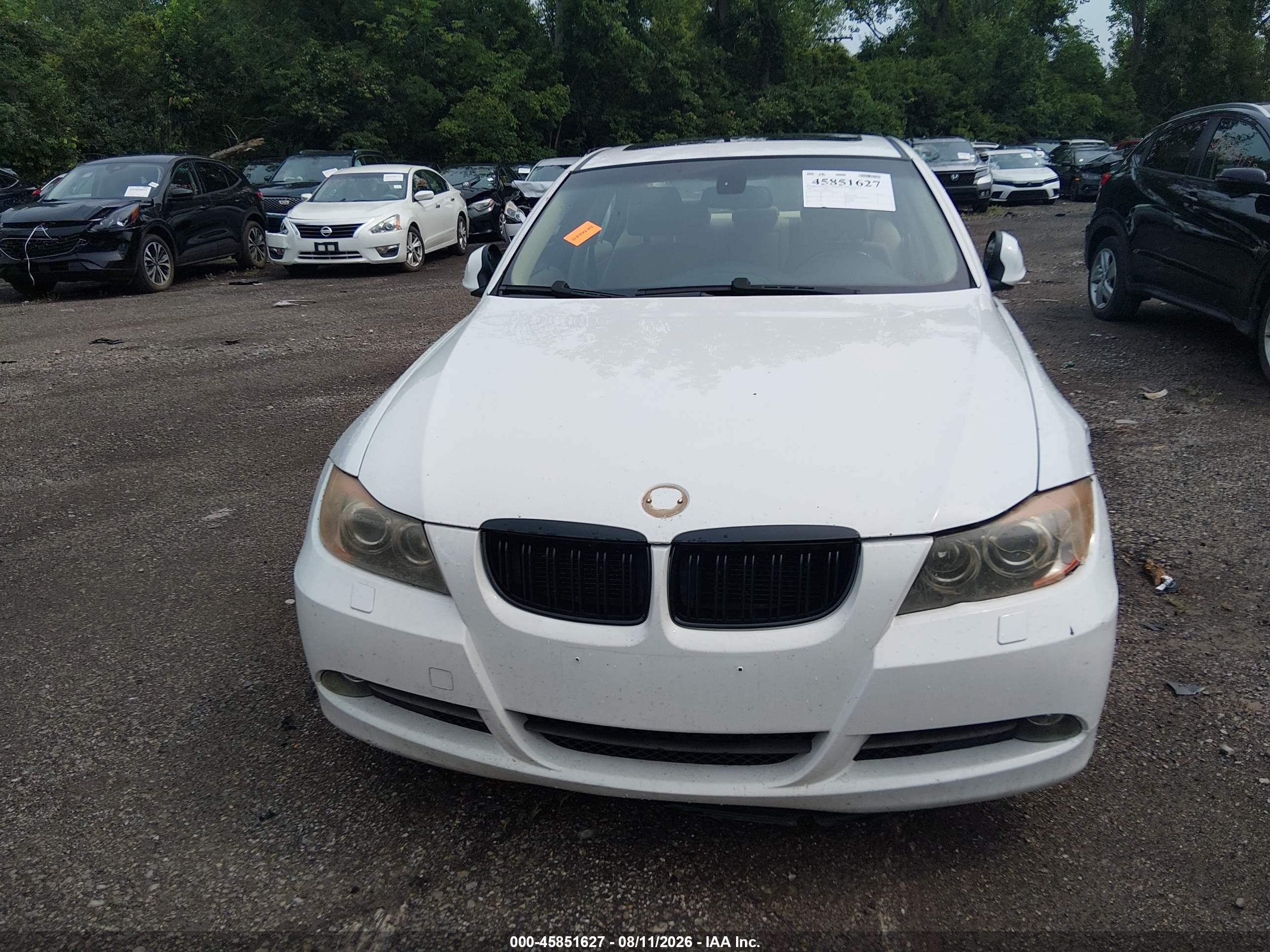 2007 Bmw 328xi   White vin: WBAVC93517KX60698