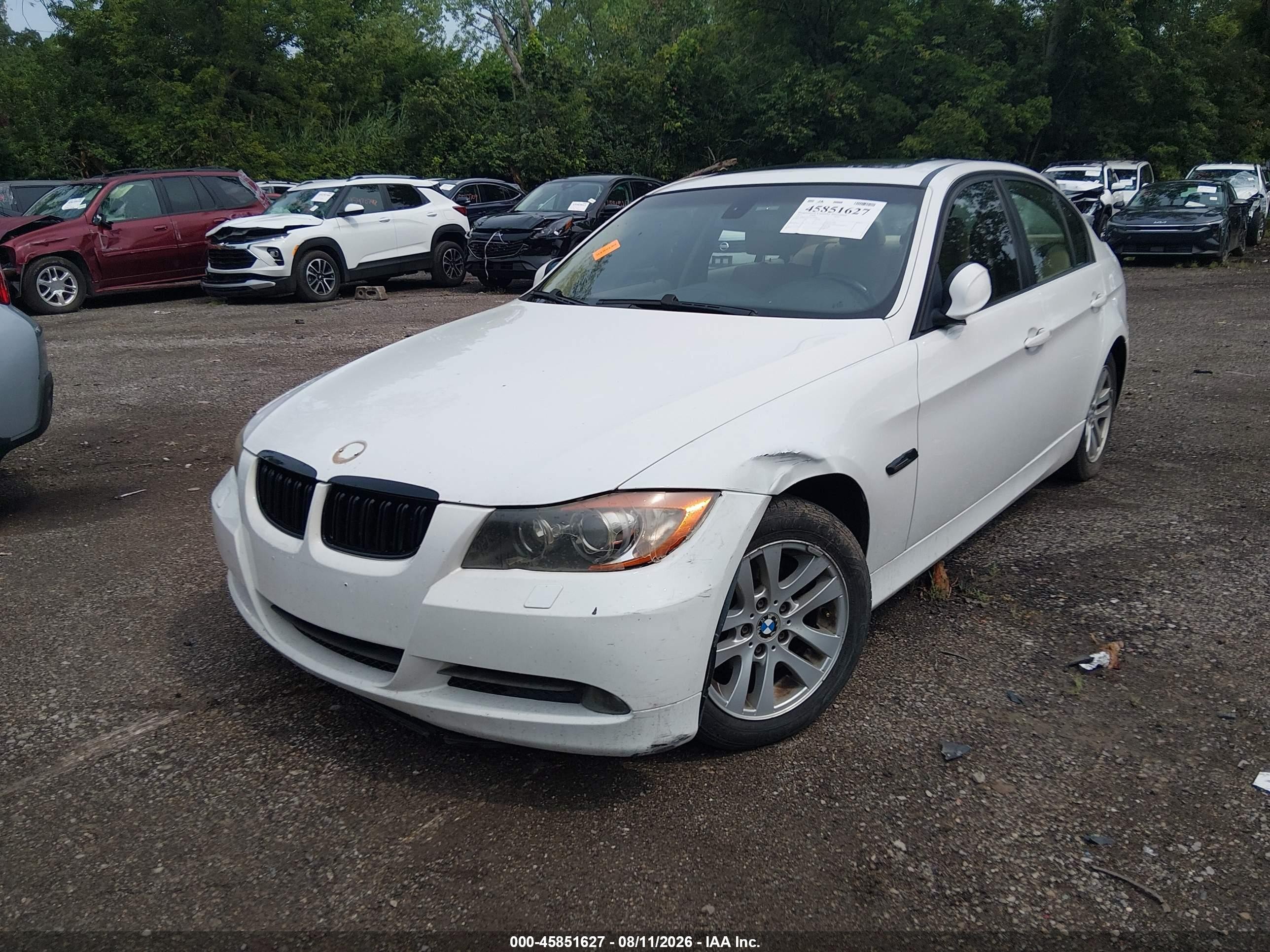 2007 Bmw 328xi   White vin: WBAVC93517KX60698