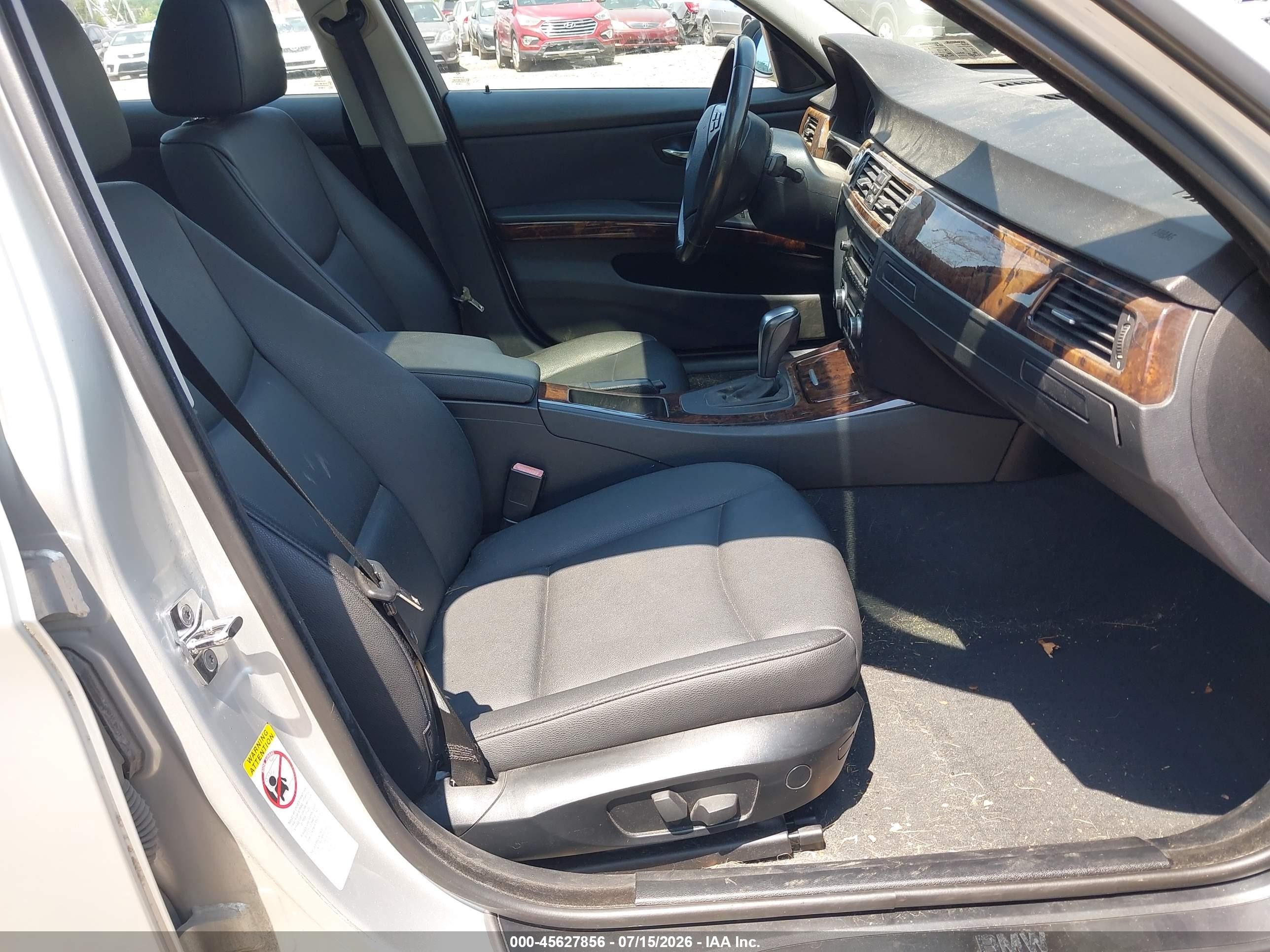 2008 Bmw 328xi   Silver vin: WBAVC93518K045020