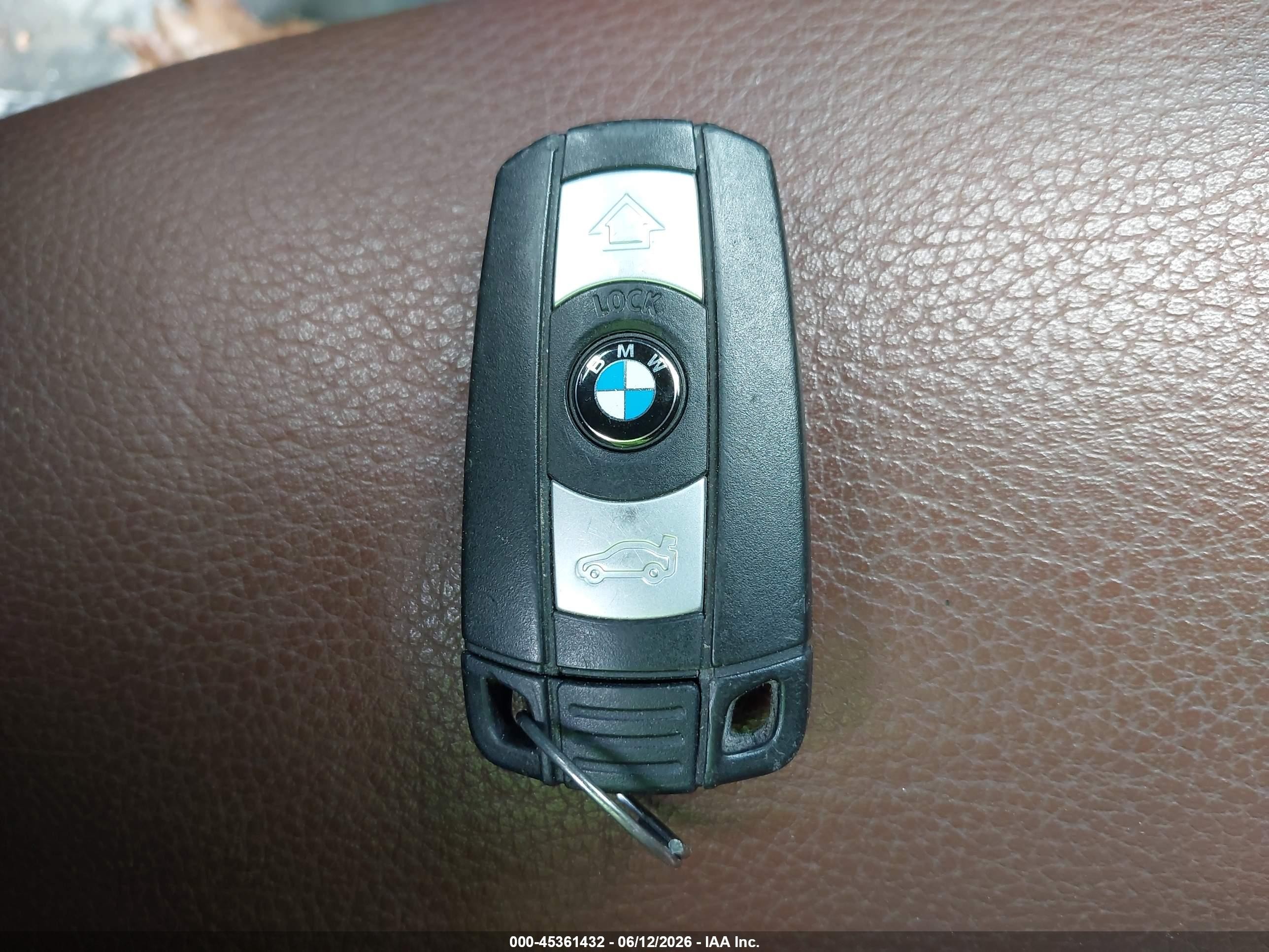 2008 Bmw 328xi   Синий vin: WBAVC93518KZ73328