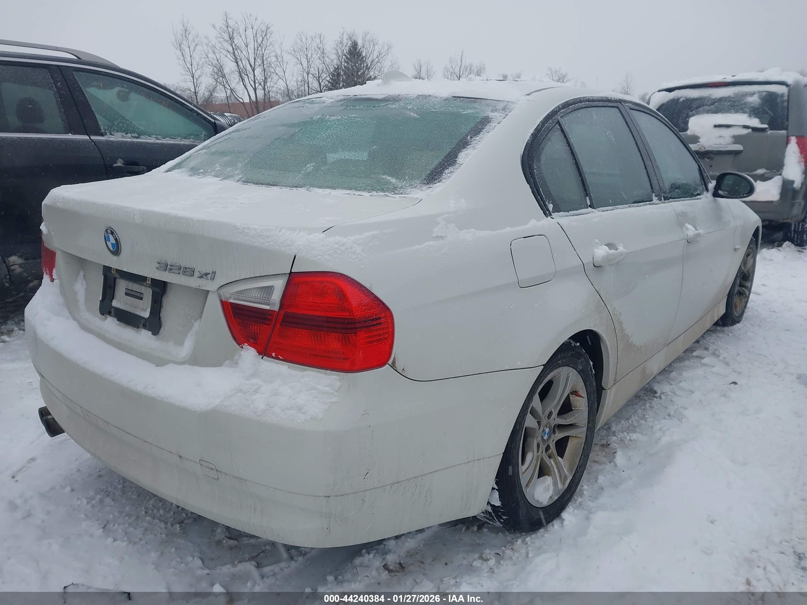 2008 Bmw 328xi   Белый vin: WBAVC93528K039873