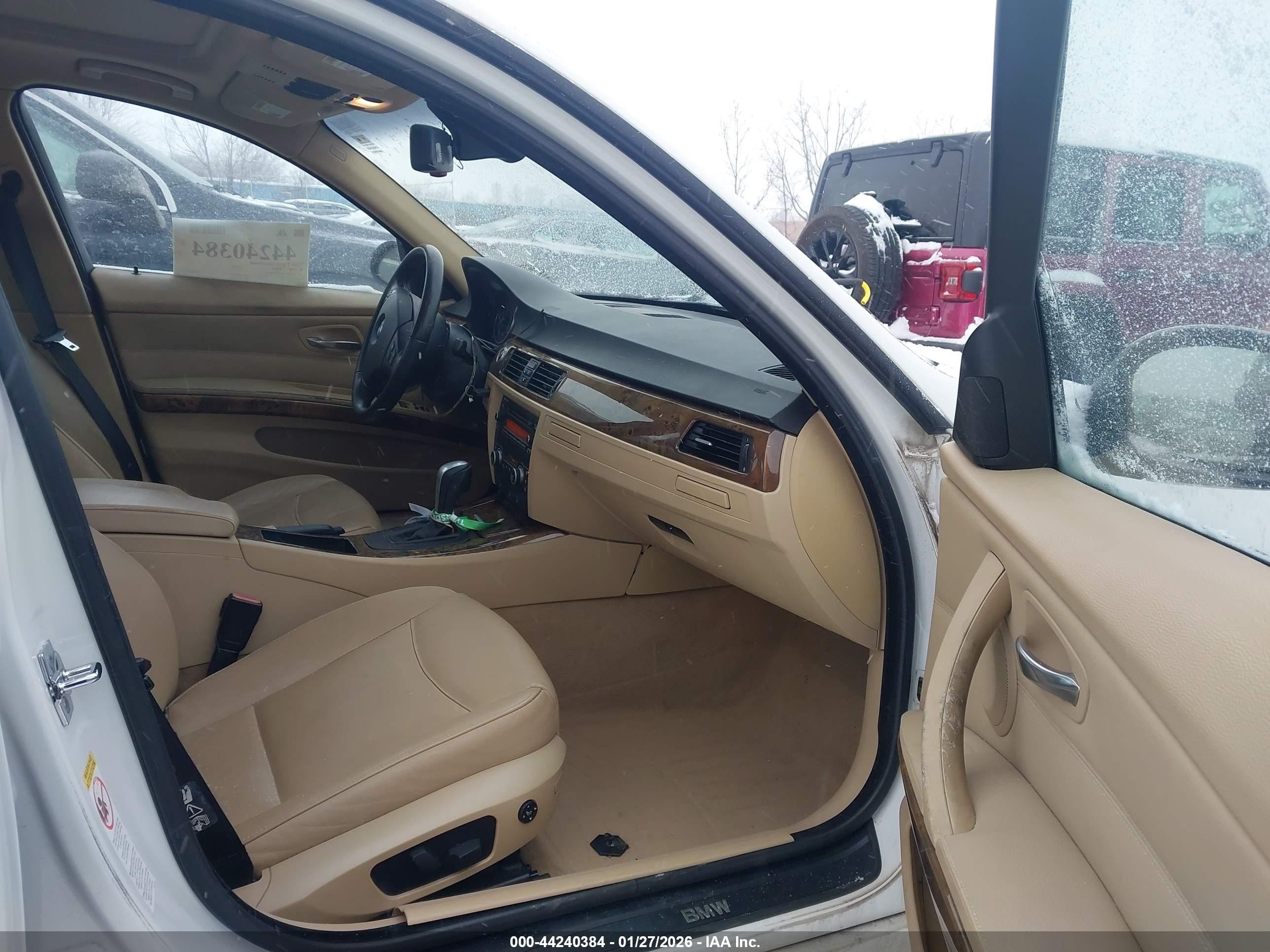 2008 Bmw 328xi   Белый vin: WBAVC93528K039873